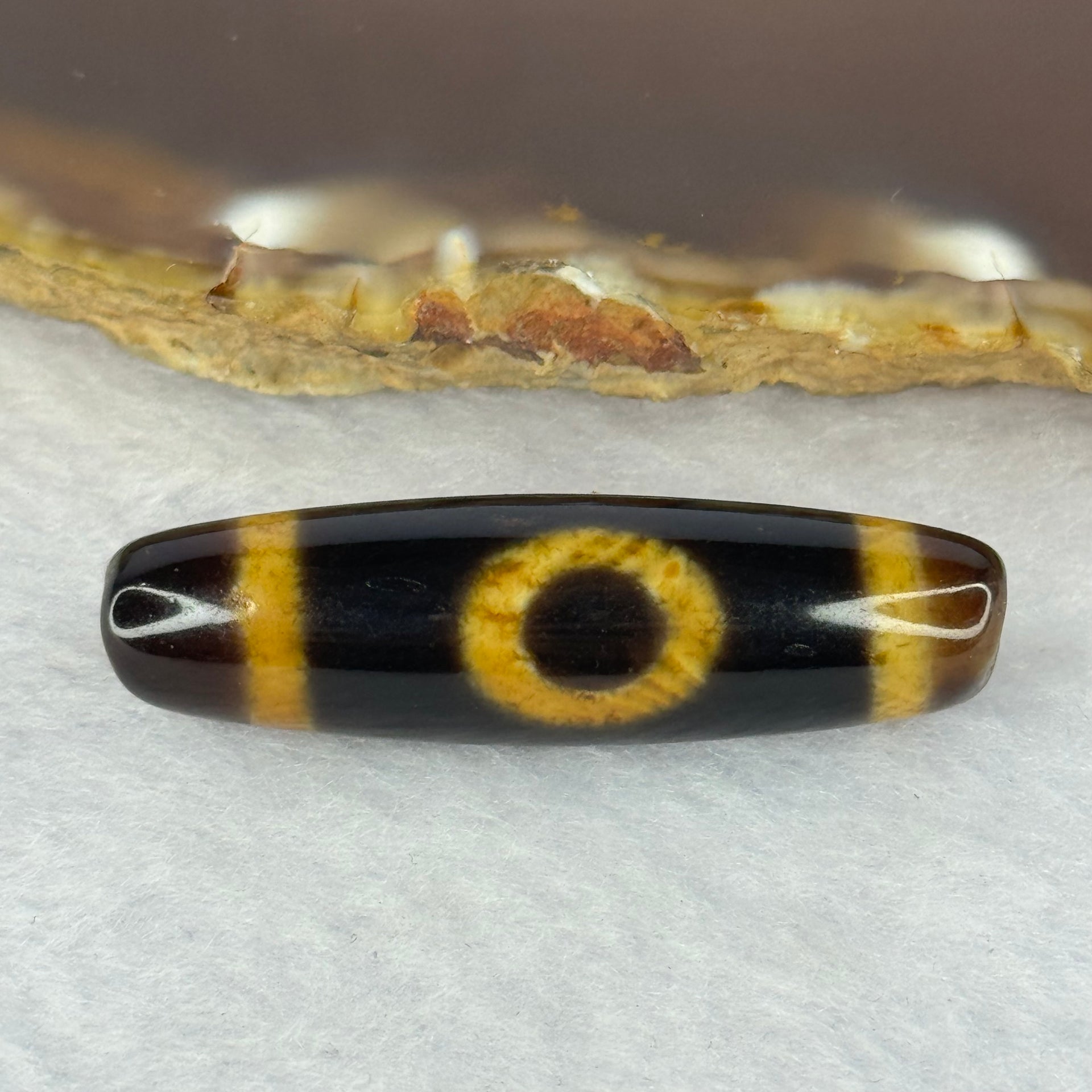 Natural Powerful Tibetan Old Oily Agate Sky Door Serenity 1 Eye Dzi Bead Heavenly Master (Tian Zhu) 一眼天诛 7.28g 39.9 by 11.2mm - Huangs Jadeite and Jewelry Pte Ltd