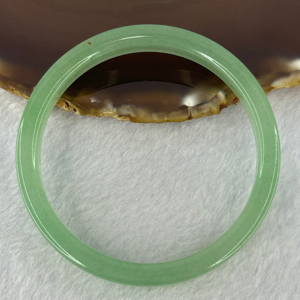 Green Quartzite Jade Bangle 天山玉手镯 28.09g Internal Diameter 58.3mm 9.8 by 6.9mm