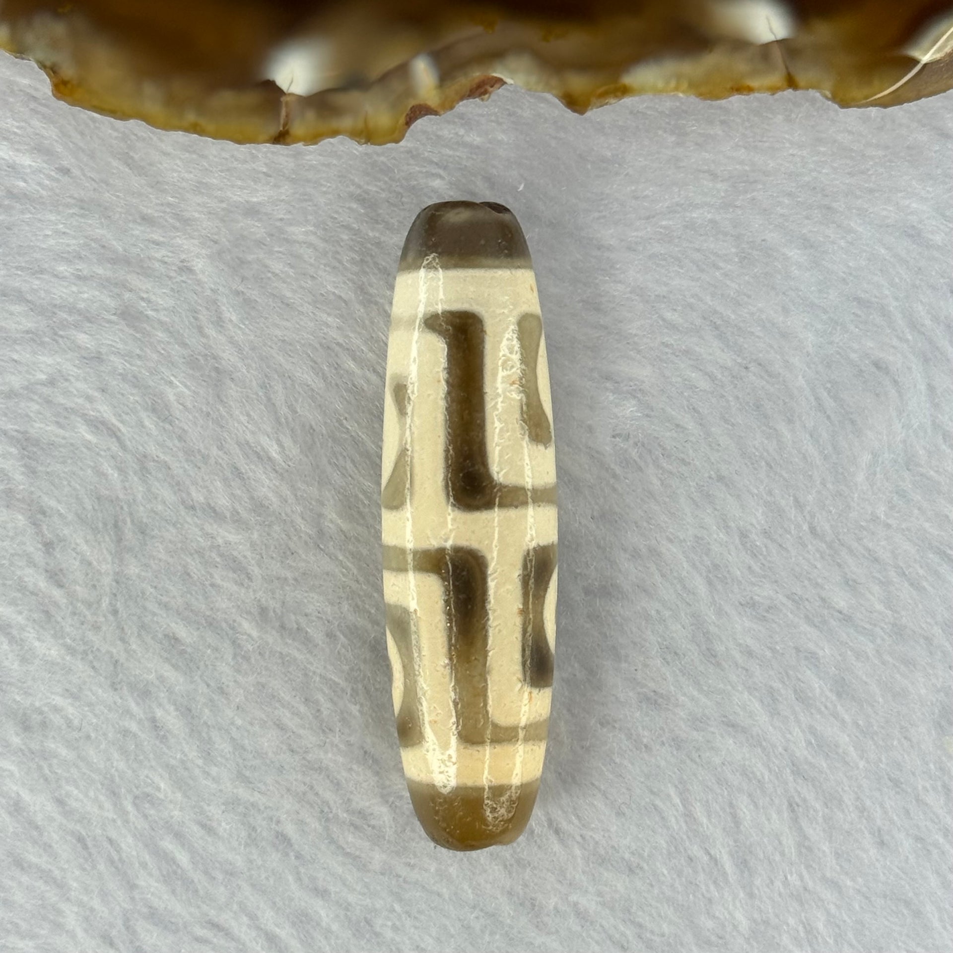 Natural Powerful Tibetan Old Oily Agate 4 Eyes Dzi Bead Heavenly Master (Tian Zhu) 四眼天诛 11.66g 44.0 by 9.7mm - Huangs Jadeite and Jewelry Pte Ltd