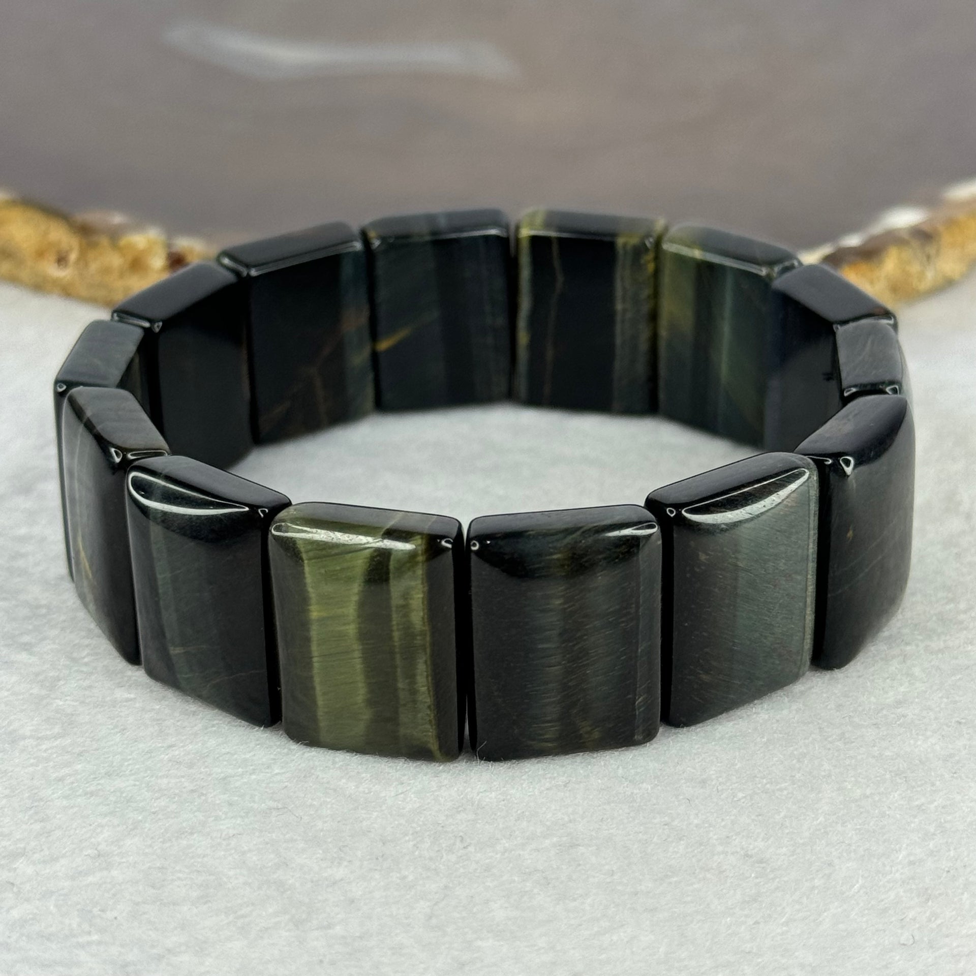 Natural Tiger's Eye Quartz Bracelet 虎眼石手持手链 66.37g 18cm 19.9 by 14.9 by 6.9mm 14 pcs - Huangs Jadeite and Jewelry Pte Ltd