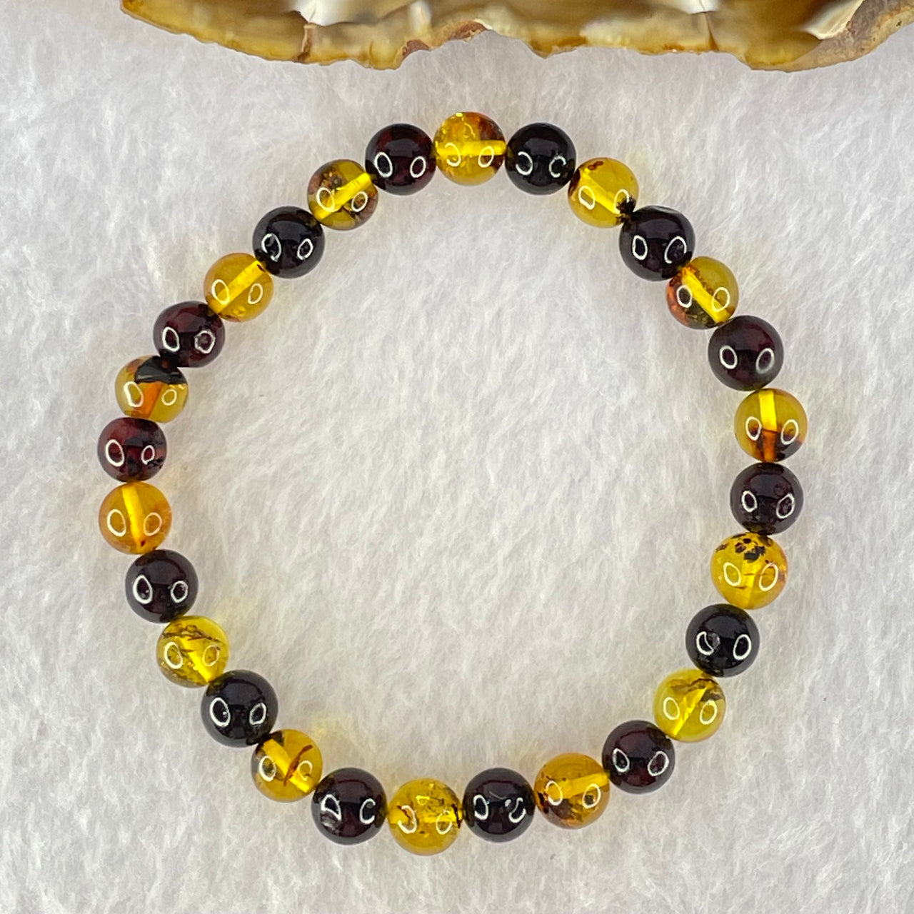 Natural Blood Red and Yellow Amber Beads Bracelet 4.50g 15.5cm 6.9mm 26 Beads