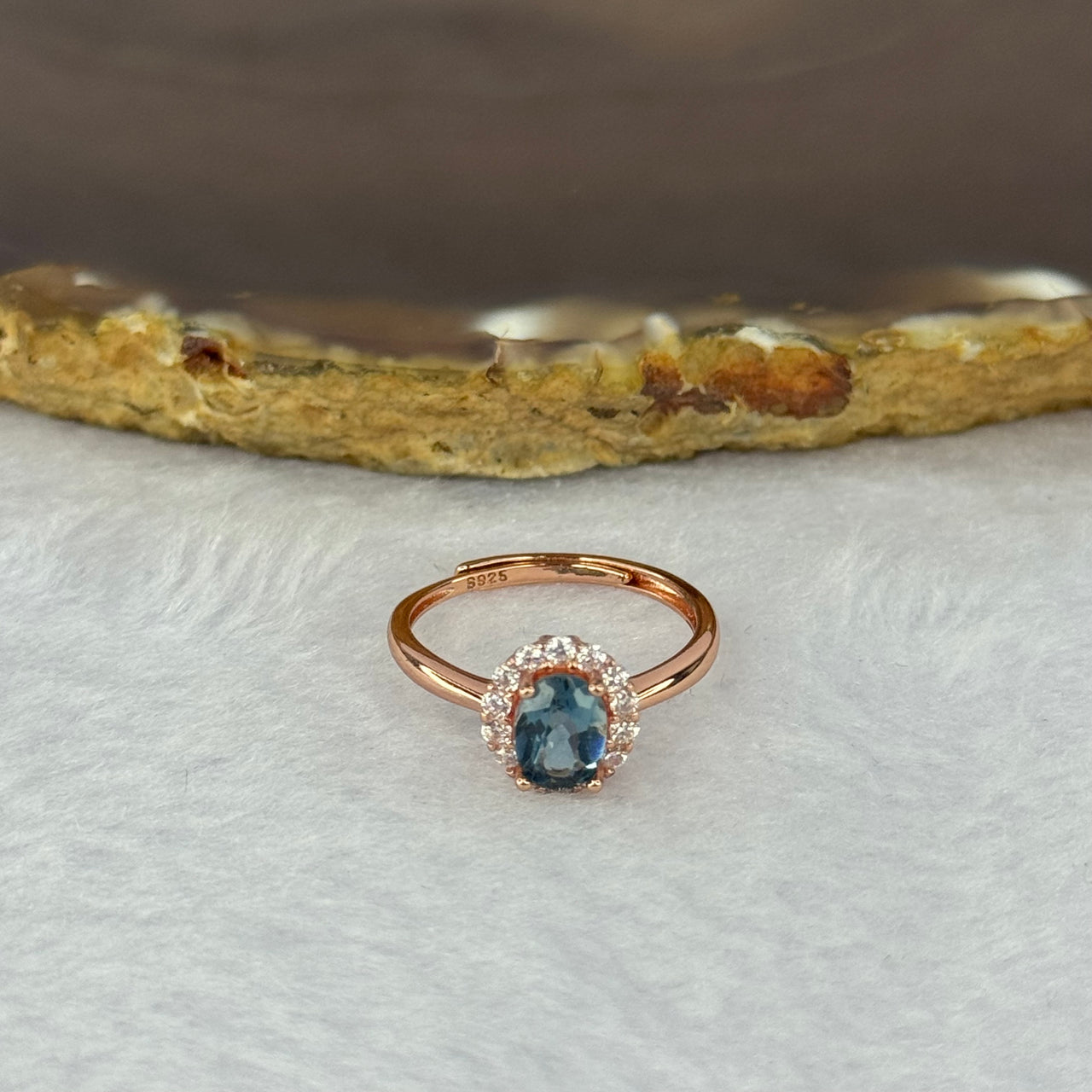 Natural Blue Sapphire in 925 Sliver Rose Gold Color Ring (Adjustable Size) 1.68g 6.5 by 4.8 by 3.9mm - Huangs Jadeite and Jewelry Pte Ltd