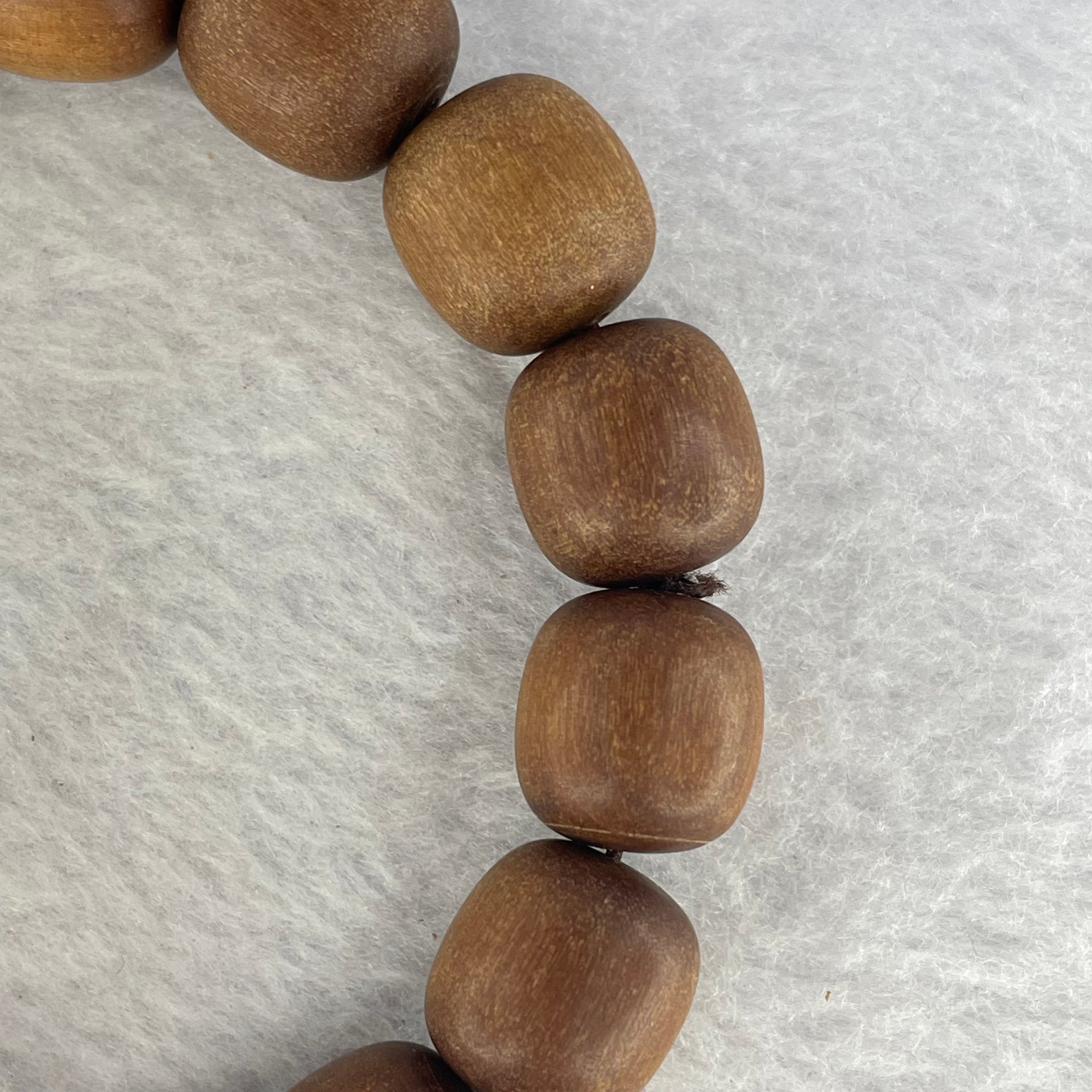 Natural Wild Australian Sandalwood Beads Bracelet 自然野生澳大利亚檀香手链 31.45g 14.6 mm 15 Beads - Huangs Jadeite and Jewelry Pte Ltd