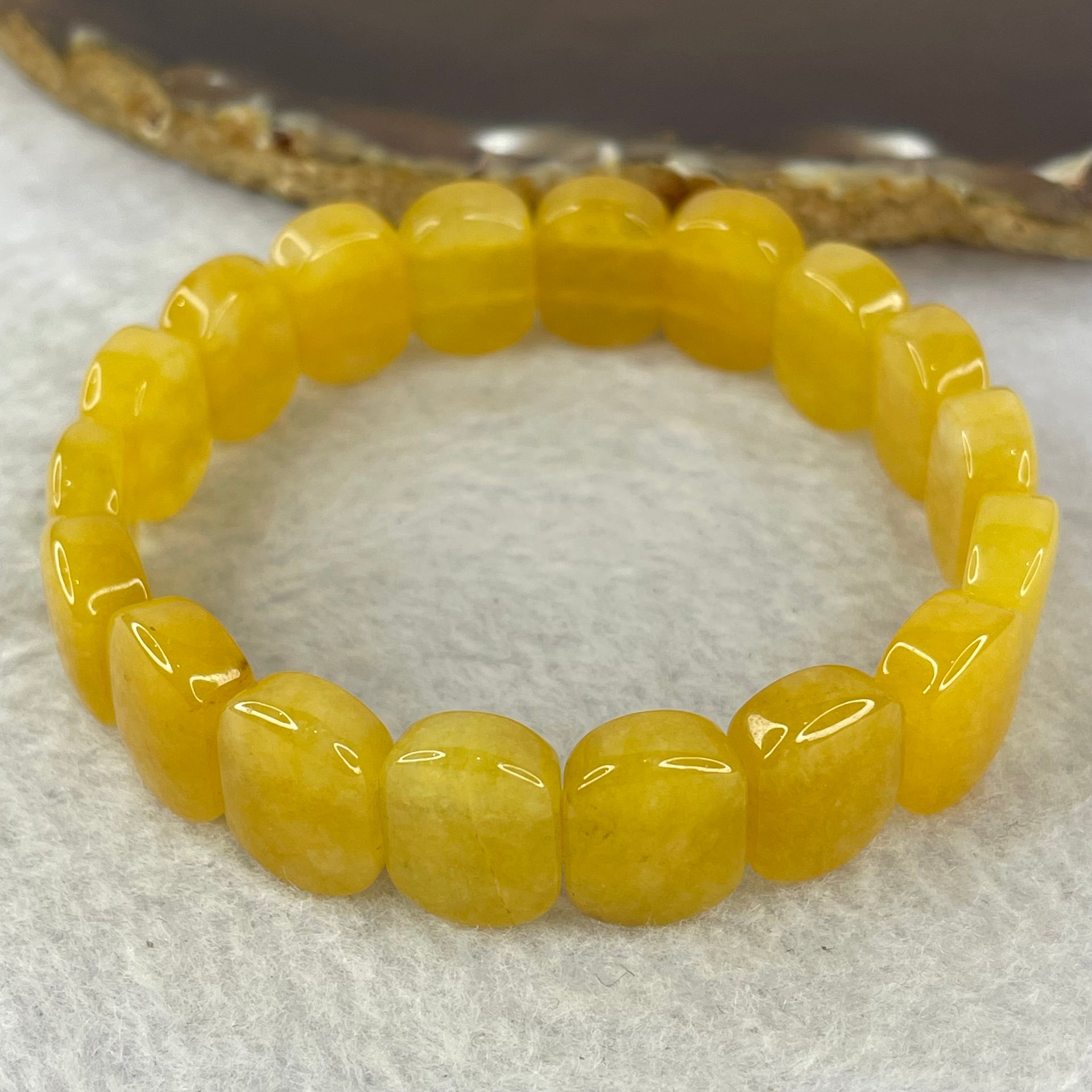 Natural Orange Aventurine Bracelet 31.36g 17cm 14.5 by 10.5 by 5.6mm 18 pcs - Huangs Jadeite and Jewelry Pte Ltd