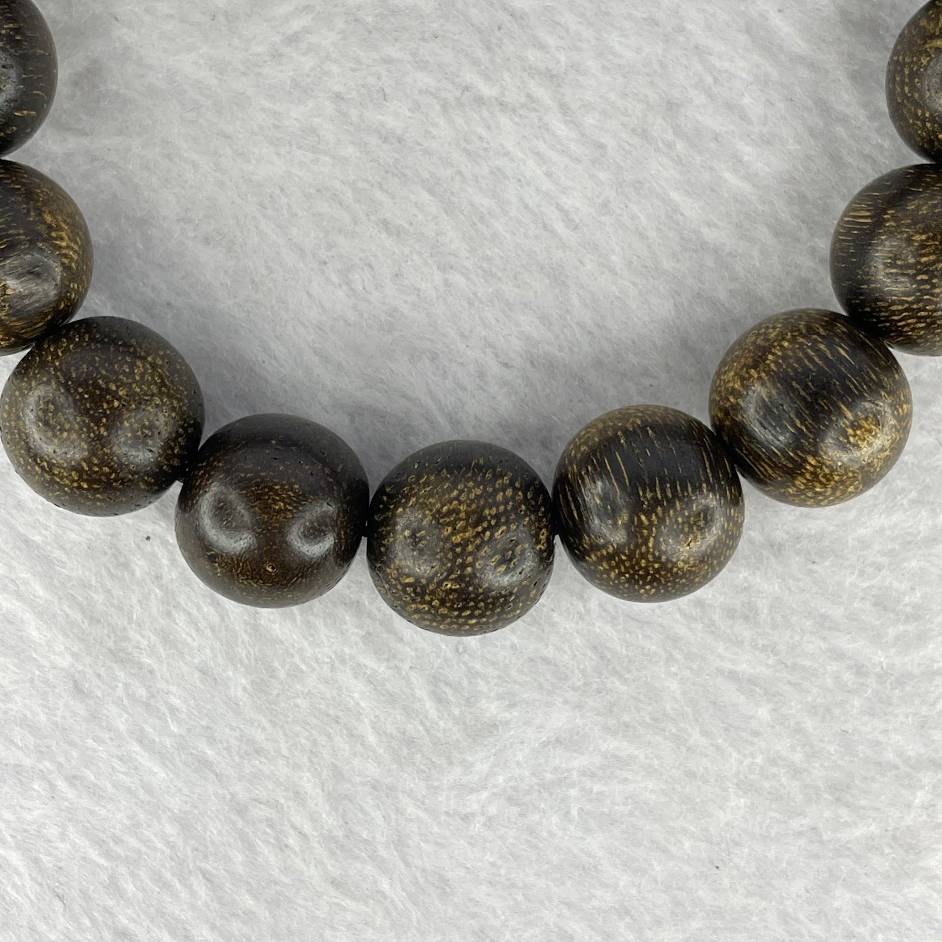 Natural Old Wild Malaysia Agarwood Bracelet (Sinking Type) 天然老野生马来西亚沉香手链 24.69g 19cm 14.4mm 16 Beads - Huangs Jadeite and Jewelry Pte Ltd