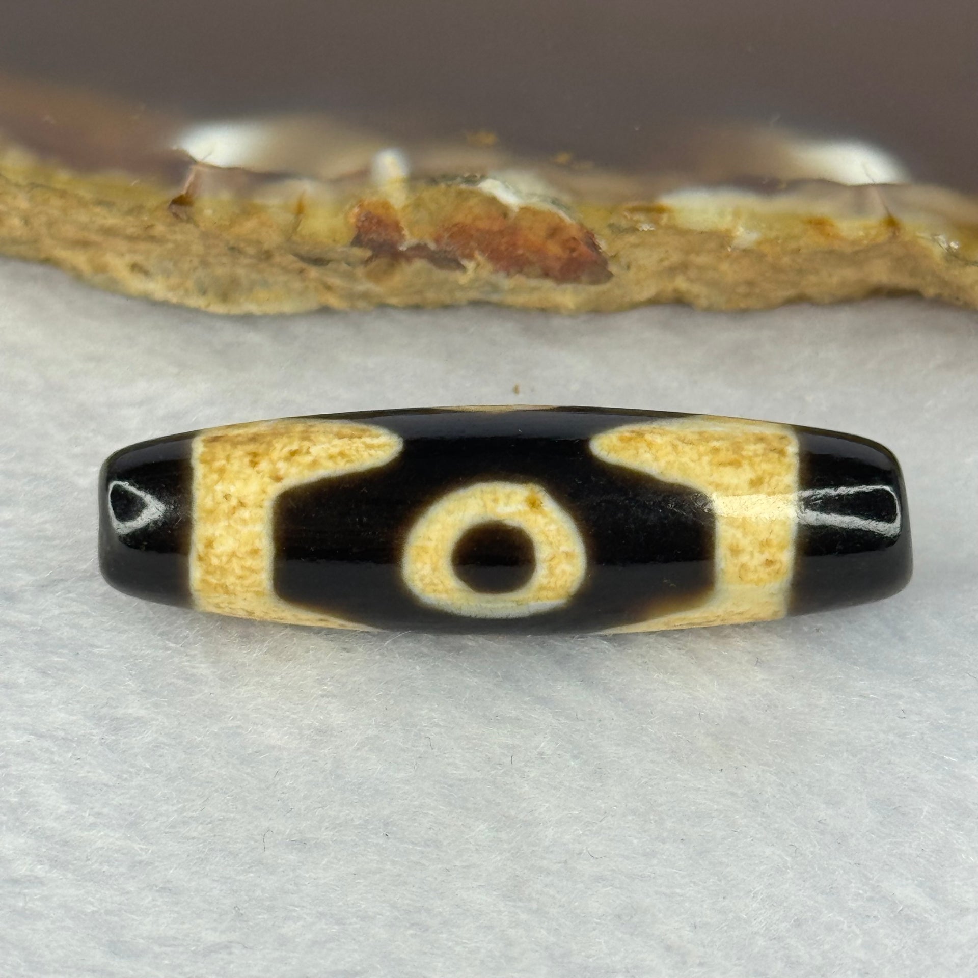 Natural Powerful Tibetan Old Oily Agate 3 Eyes Dzi Bead Heavenly Master (Tian Zhu) 三眼天诛 6.89g 38.6 by 11.0mm - Huangs Jadeite and Jewelry Pte Ltd