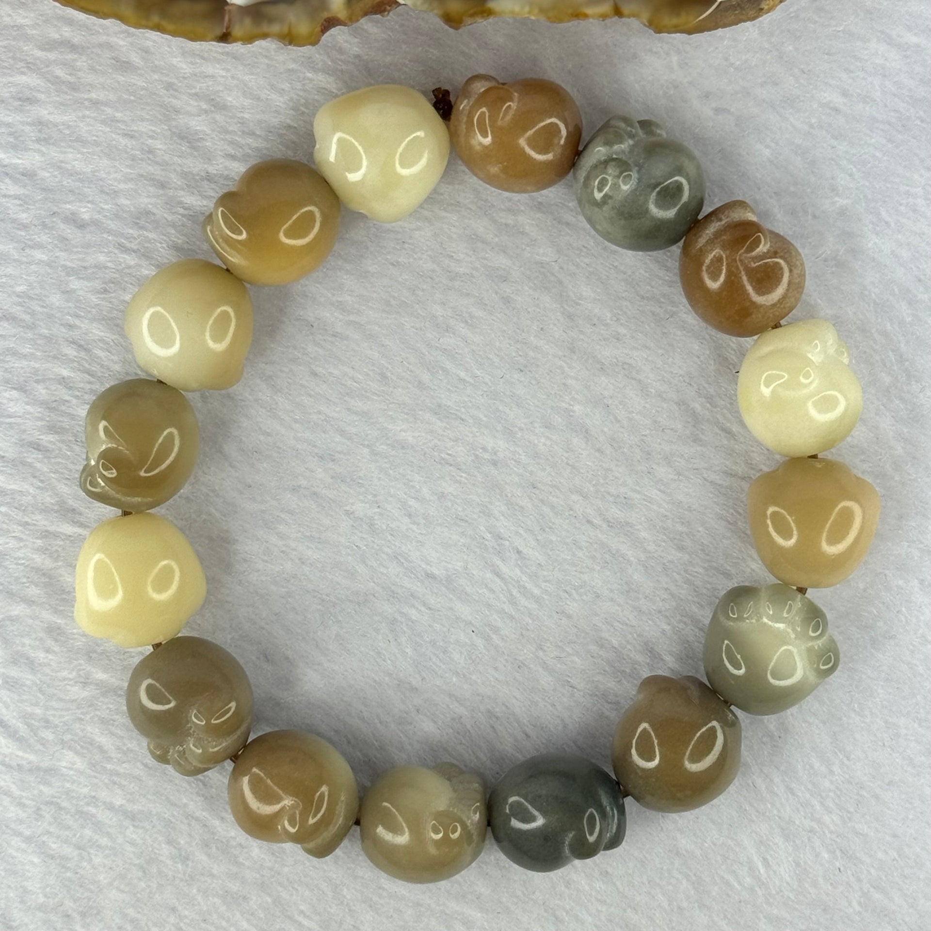 Natural Mixed Color Bodhi Beads in Paw Bracelet 20.26g 17cm 12.8mm 16 Beads - Huangs Jadeite and Jewelry Pte Ltd