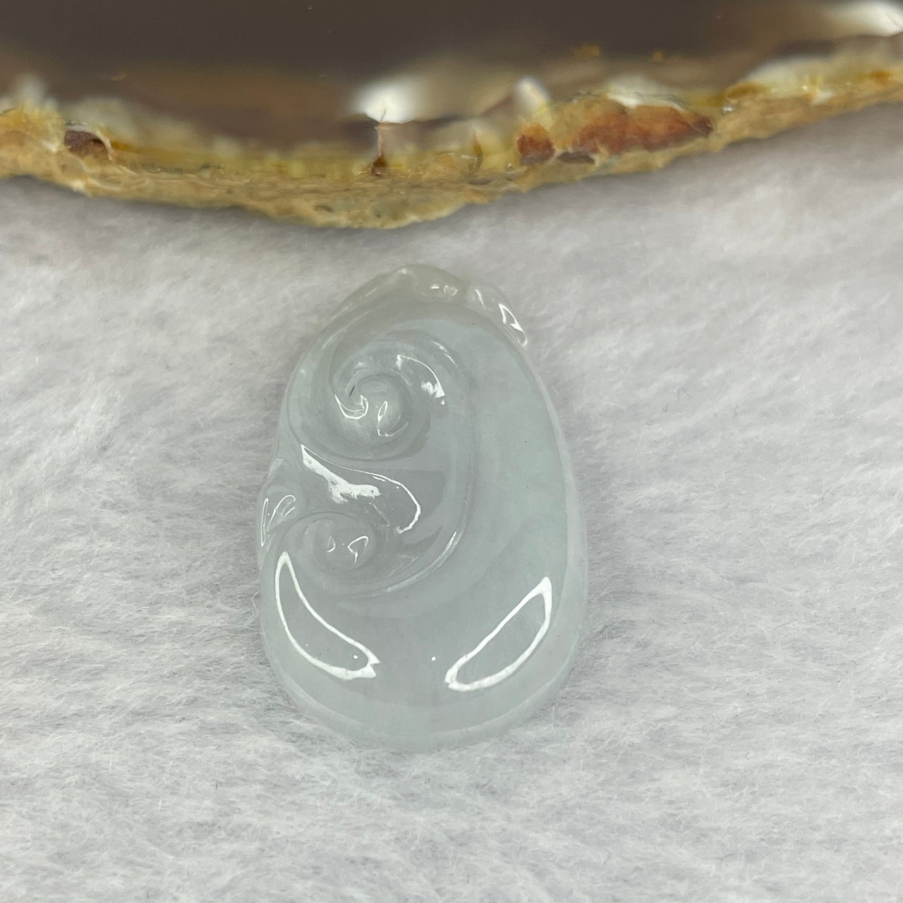 Type A Jelly Lavender with Faint Green Jadeite Ruyi 如意 7.52g 32.8 by 19.5 by 6.3mm - Huangs Jadeite and Jewelry Pte Ltd