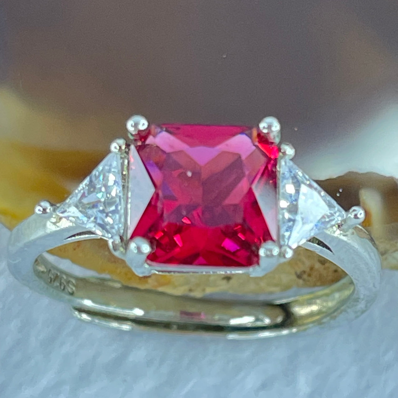 Red and Colourless Cubic Zirconia in S925 Sliver Ring (Adjustable Size) 1.85g 7.3 by 6.9 by 4.5mm