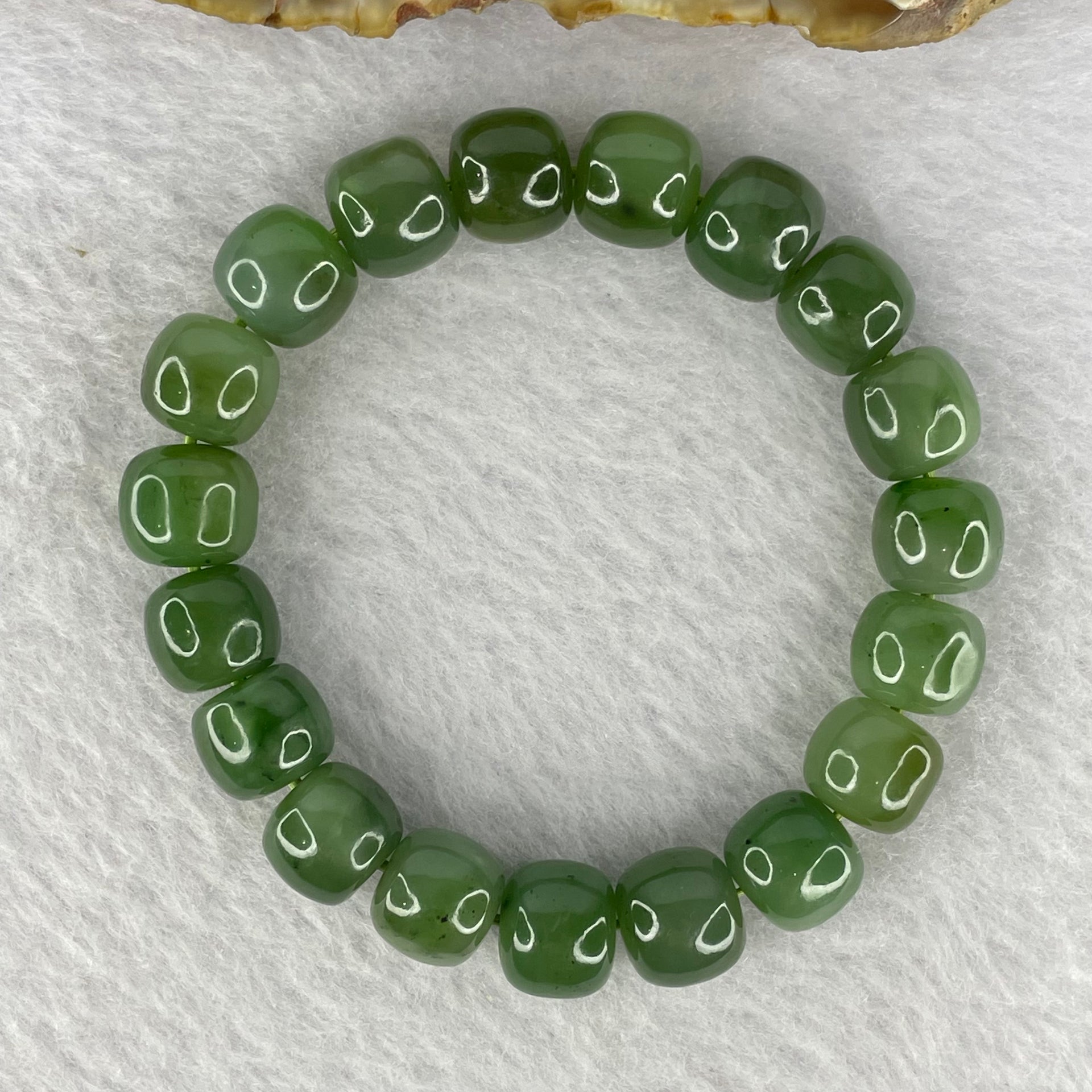 Natural Green Nephrite Bracelet 31.96g 9.9 mm 19 Beads - Huangs Jadeite and Jewelry Pte Ltd