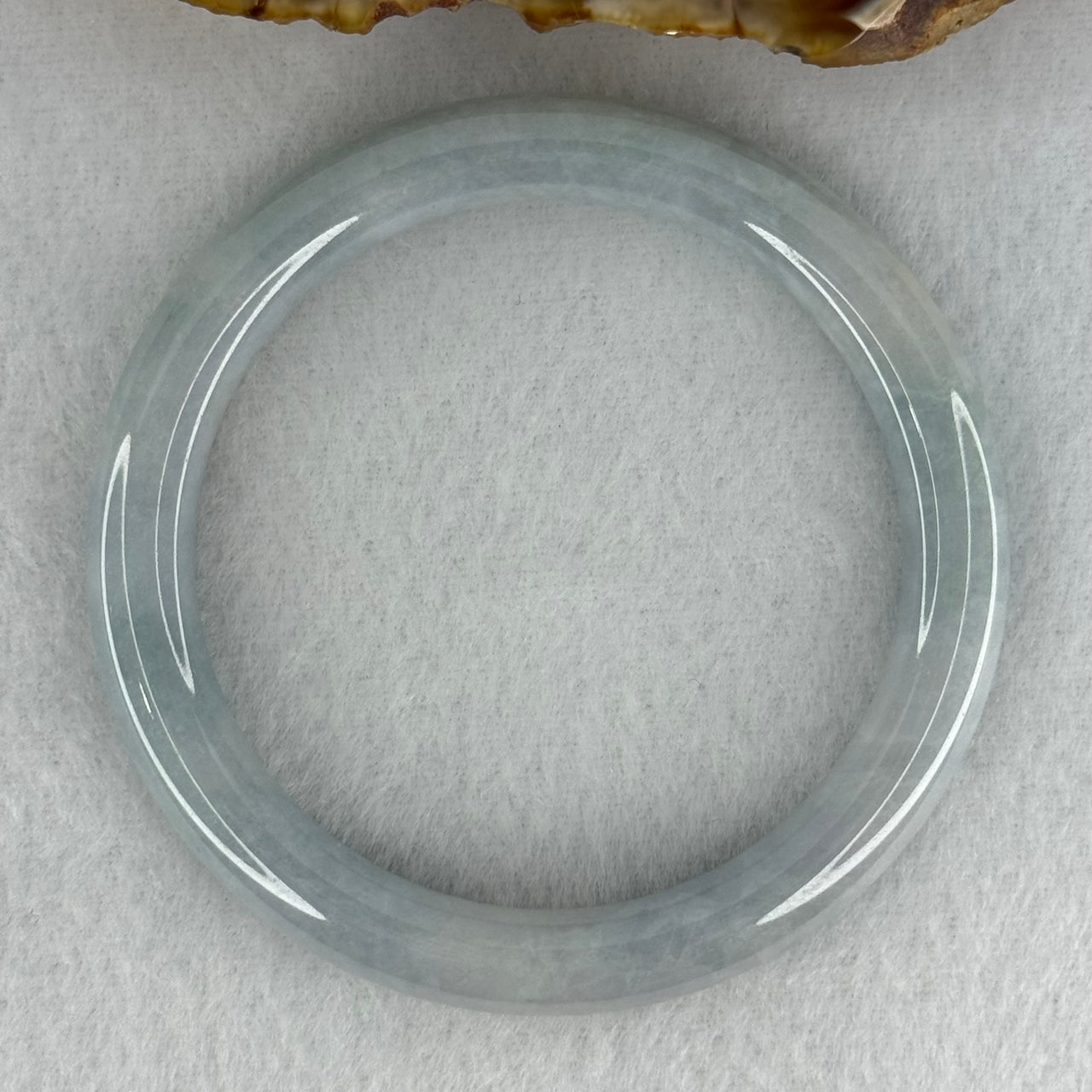 Type A Lavender Jadeite Bangle Internal Diameter 54.0mm 56.42g 8.4 by 8.3mm (Internal Lines)