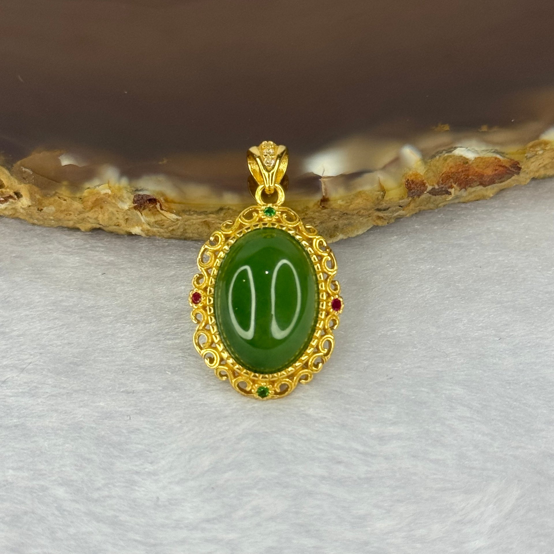 Natural Nephrite in 925 Silver in Gold Color Claps 天然和田玉925银牌 2.77g 13.9 by 9.8 by 6.1mm - Huangs Jadeite and Jewelry Pte Ltd