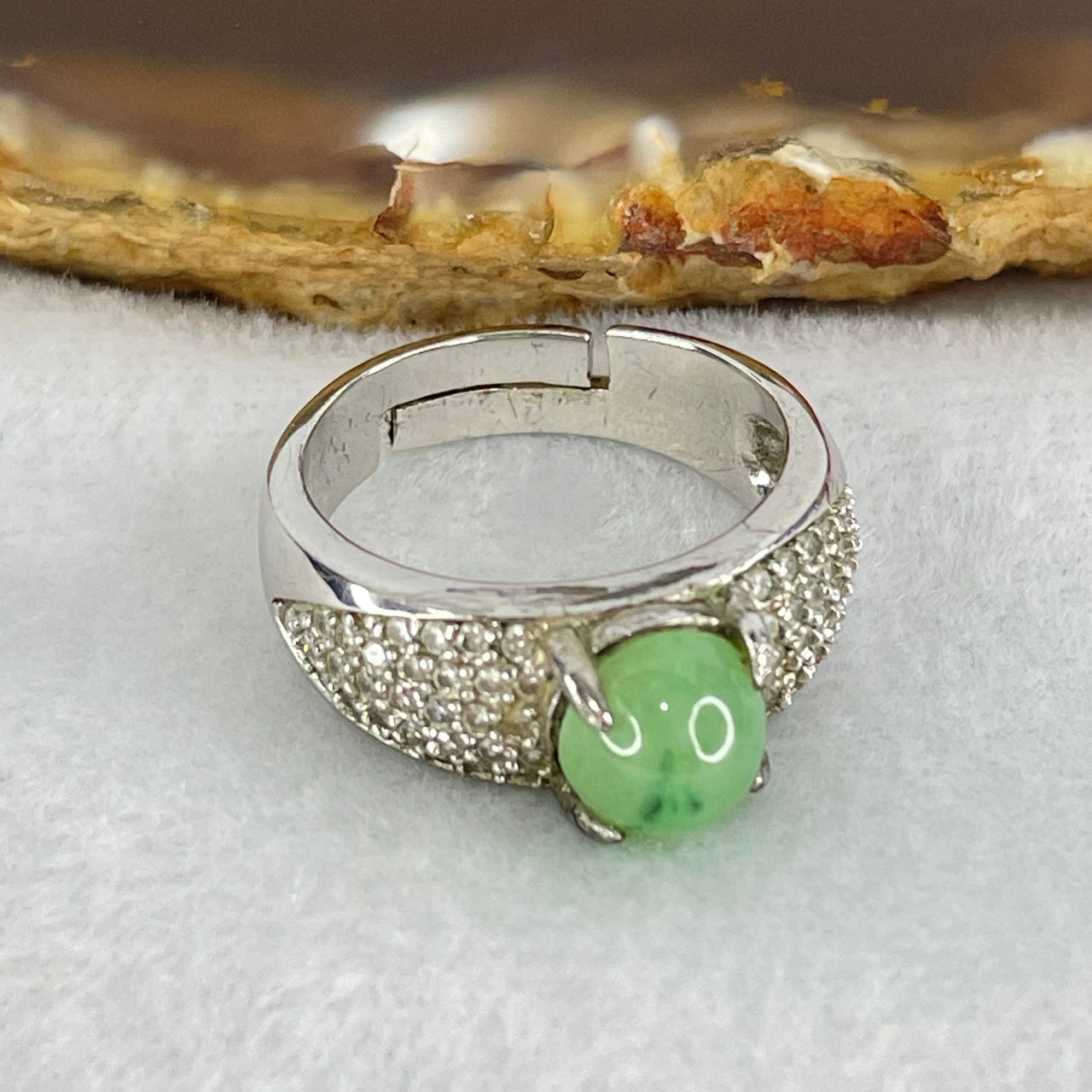 Type A Green Piao Hua Jadeite in S925 Sliver Ring 5.86g 7.9 by 7.4 by 5.0mm (Adjustable Size)