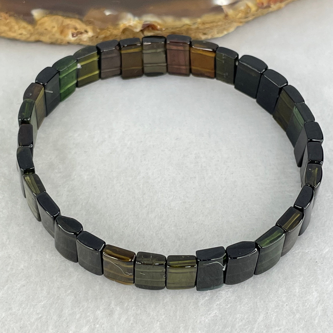 Very Good Grade Tourmaline Shou Pai Bracelet 13.94g 17cm 9.9 by 6.2mm 32pcs