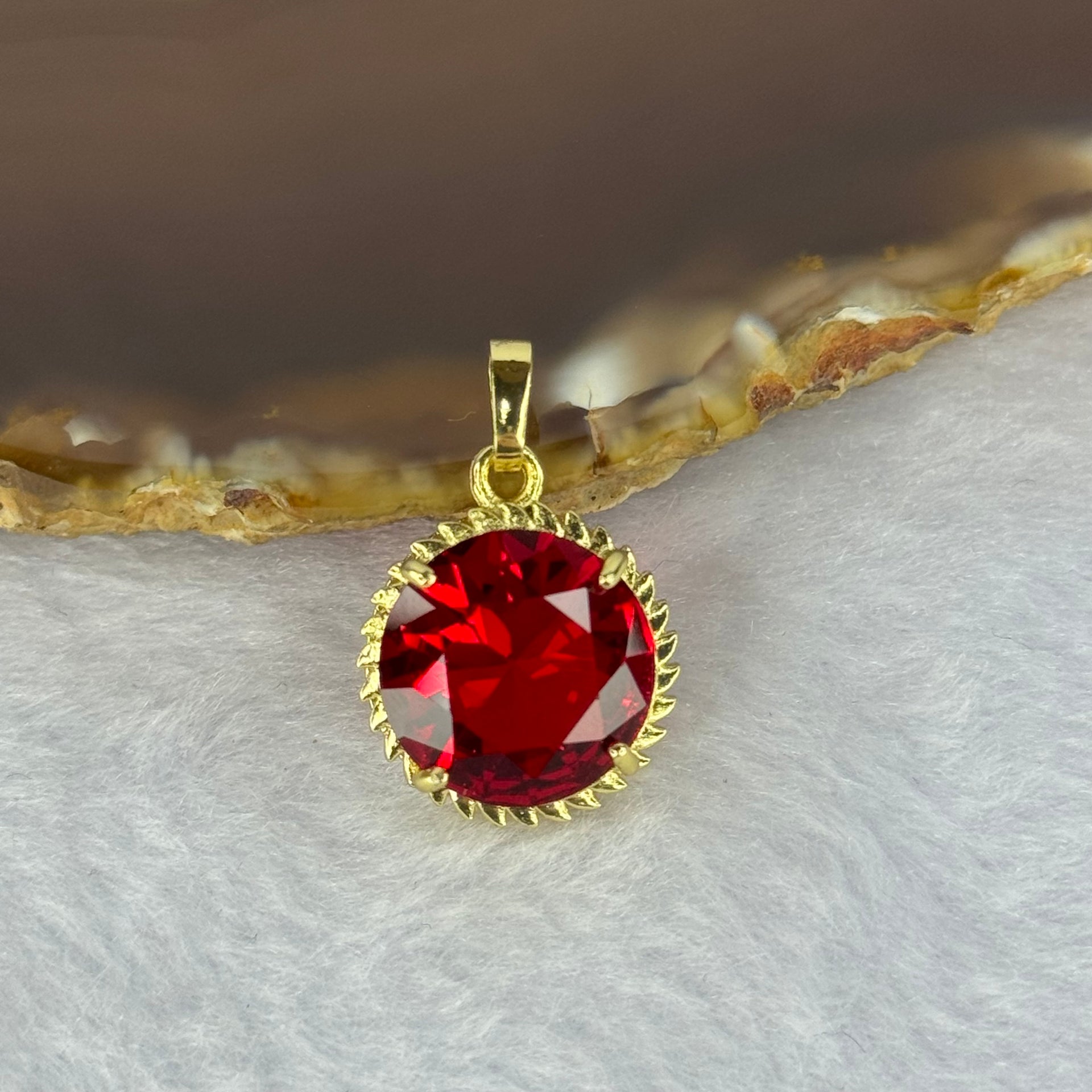 Red Cubic Zirconia With Crystals in Sliver Pendent 3.54g 13.9 by 8.2mm - Huangs Jadeite and Jewelry Pte Ltd