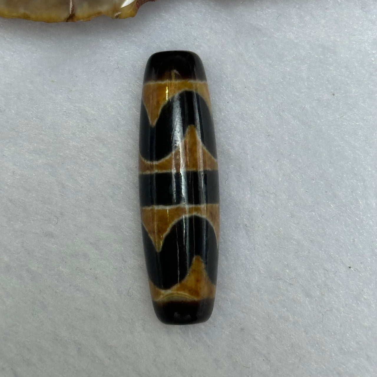 Natural Powerful Tibetan Old Oily Agate Double Tiger Tooth Daluo Dzi Bead Heavenly Master (Tian Zhu) 虎呀天诛 6.99g 37.2 by 11.1mm - Huangs Jadeite and Jewelry Pte Ltd