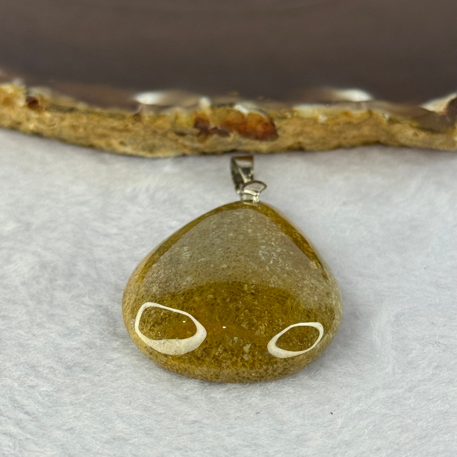 Natural Coral Agate Teardrop Shape Pendent 16.80g 38.5 by 30.3 by 10.3mm - Huangs Jadeite and Jewelry Pte Ltd