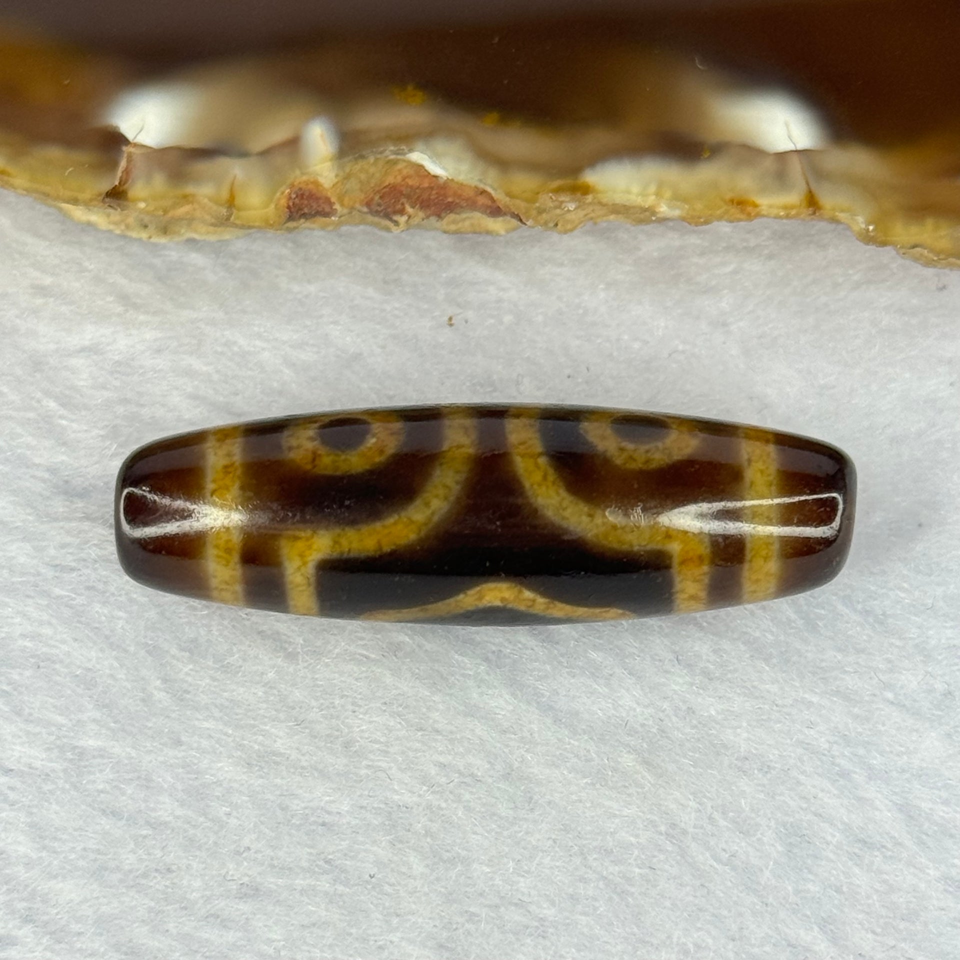 Natural Powerful Tibetan Old Oily Agate 3 Eyes Dzi Bead Heavenly Master (Tian Zhu) 三眼天诛 7.29g 37.9 by 11.5mm - Huangs Jadeite and Jewelry Pte Ltd