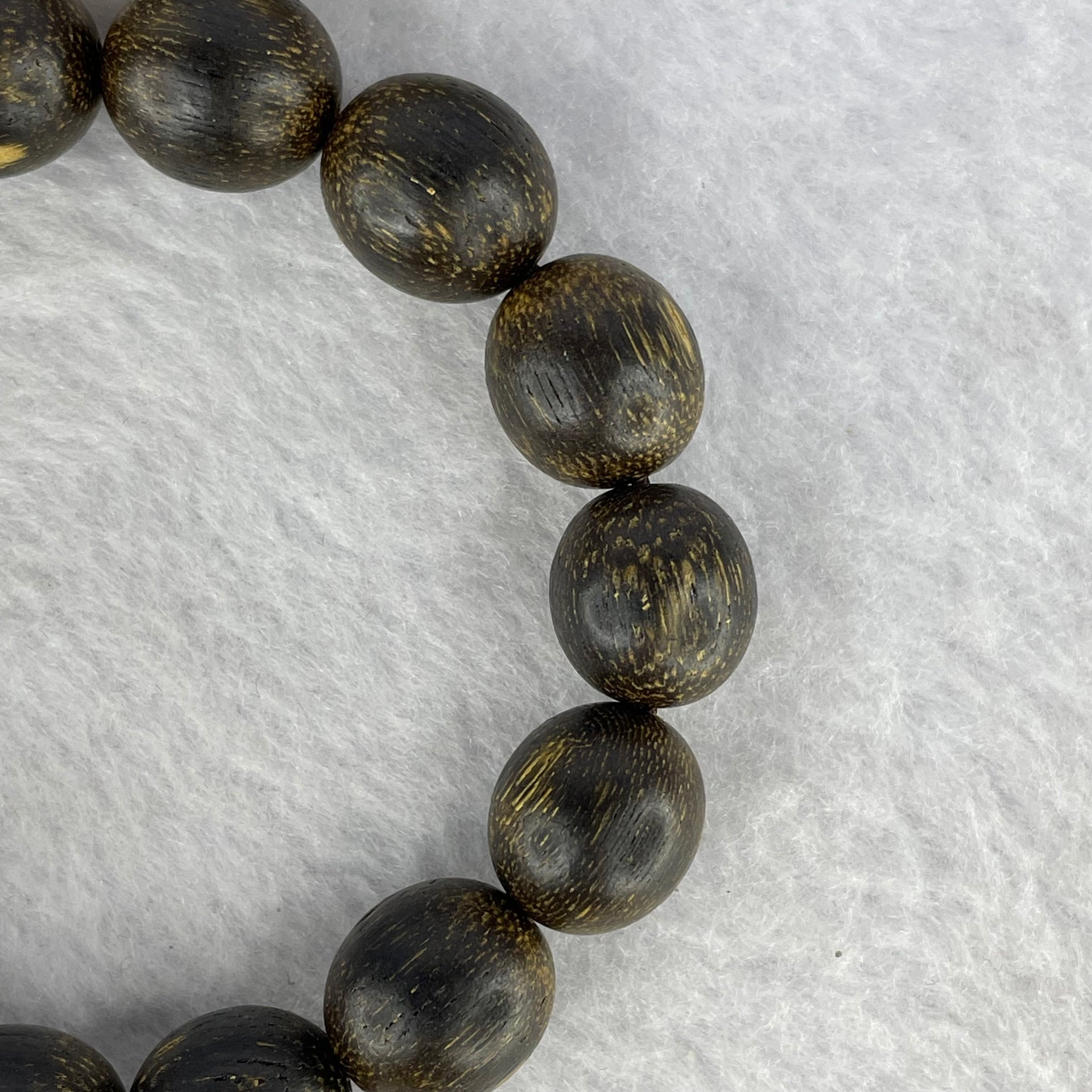 Natural Old Wild Malaysia Agarwood Oval Beads Bracelet (Sinking Type) 天然老野生马来西亚沉香手链 19.53g 18cm 13.0mm 15 Beads - Huangs Jadeite and Jewelry Pte Ltd