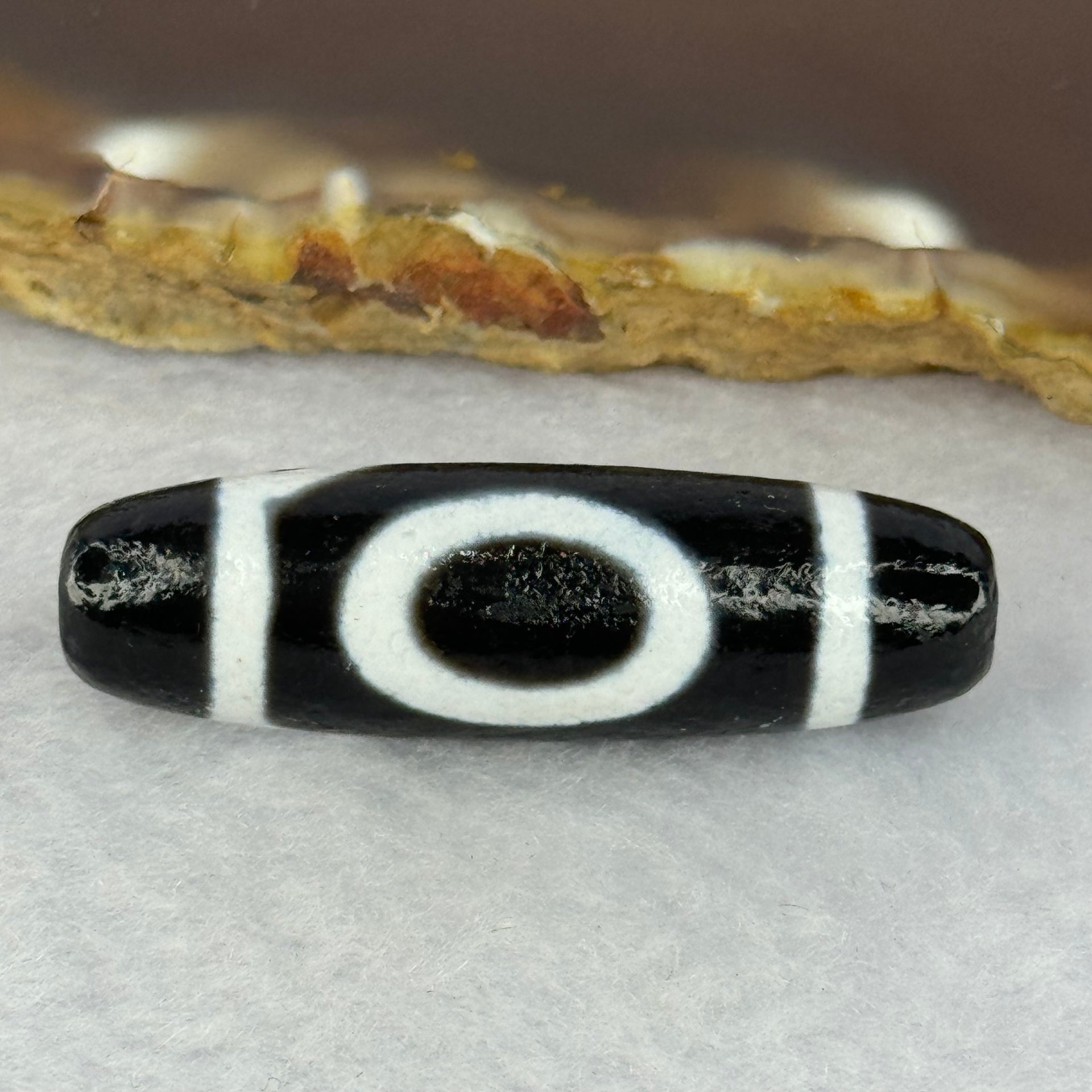 Natural Powerful Tibetan Old Oily Agate 1 Eye With Mountain Support Dzi Bead Heavenly Master (Tian Zhu) 一眼靠天珠 7.56g 38.2 by 11.7mm - Huangs Jadeite and Jewelry Pte Ltd