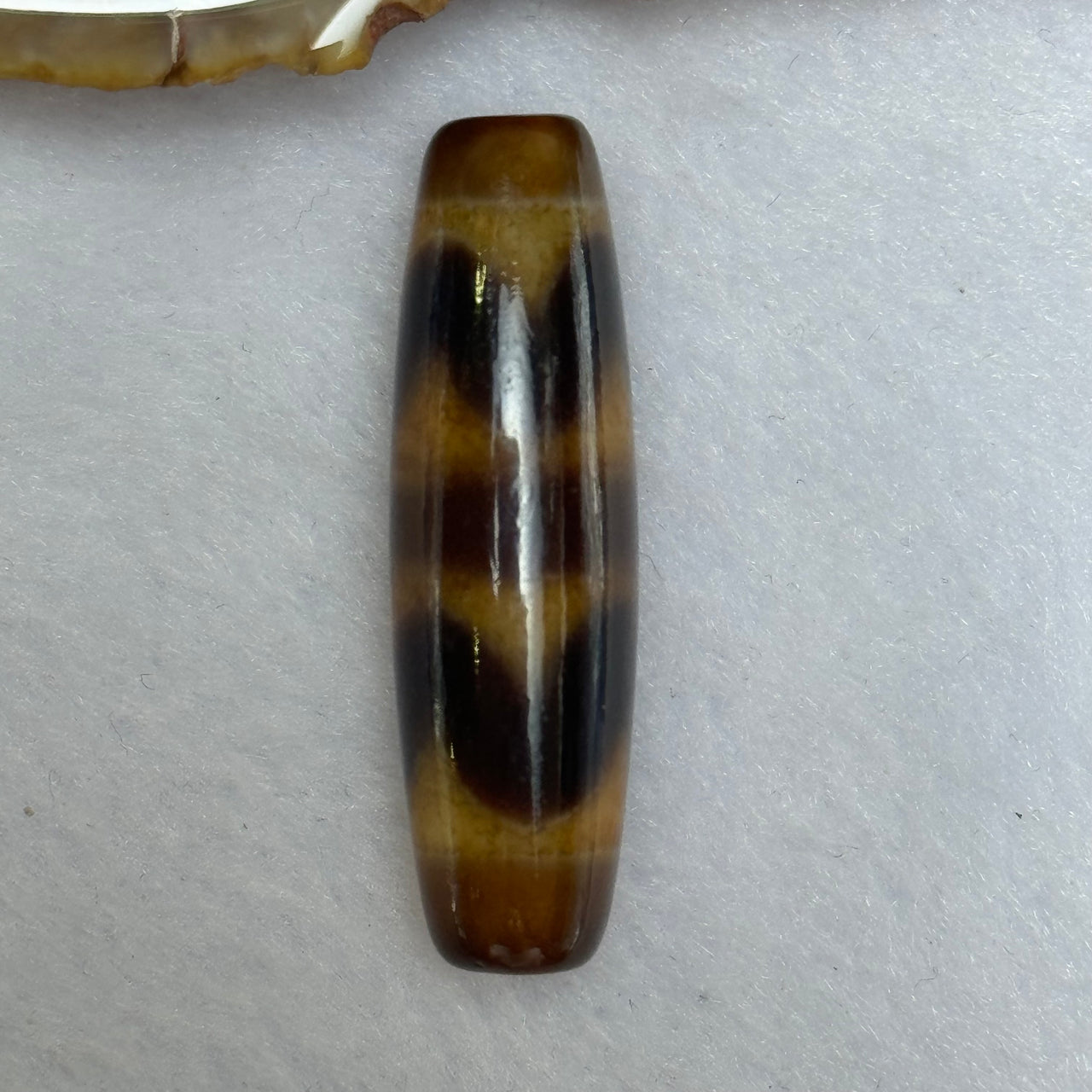 Natural Powerful Tibetan Old Oily Agate  Double Tiger Tooth Daluo Dzi Bead Heavenly Master (Tian Zhu) 虎呀天诛 7.65g 38.8 by 11.3mm - Huangs Jadeite and Jewelry Pte Ltd