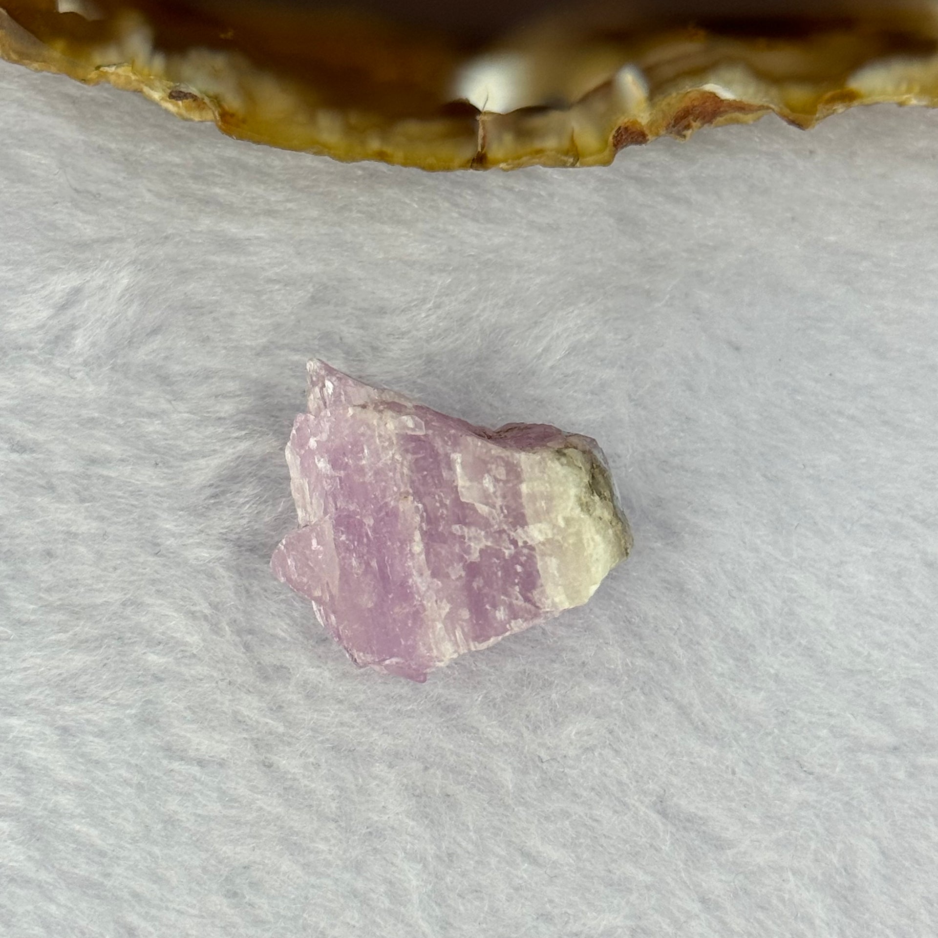 Natural Amethyst Mini Display 7.87g 22.1 by 20.1 by 14.2mm - Huangs Jadeite and Jewelry Pte Ltd