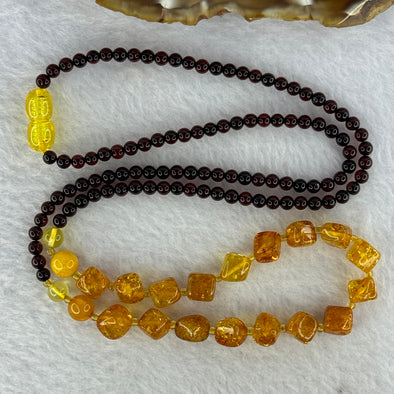 Natural Orange Yellow with Blood Red Amber Necklace 7.57g 8.5 by 7.1 by 6.2mm 17pcs