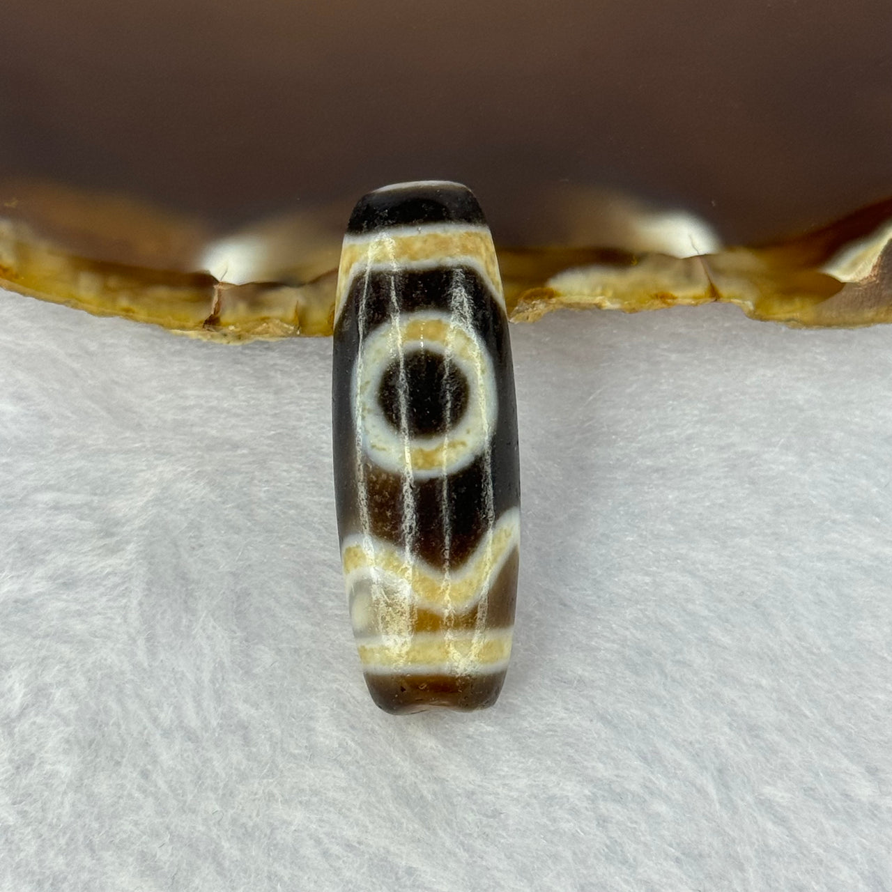 Natural Powerful Tibetan Old Oily Agate Sky Door Serenity 1 Eye Dzi Bead Heavenly Master (Tian Zhu) 一眼天诛 10.03g 37.2 by 13.1mm - Huangs Jadeite and Jewelry Pte Ltd