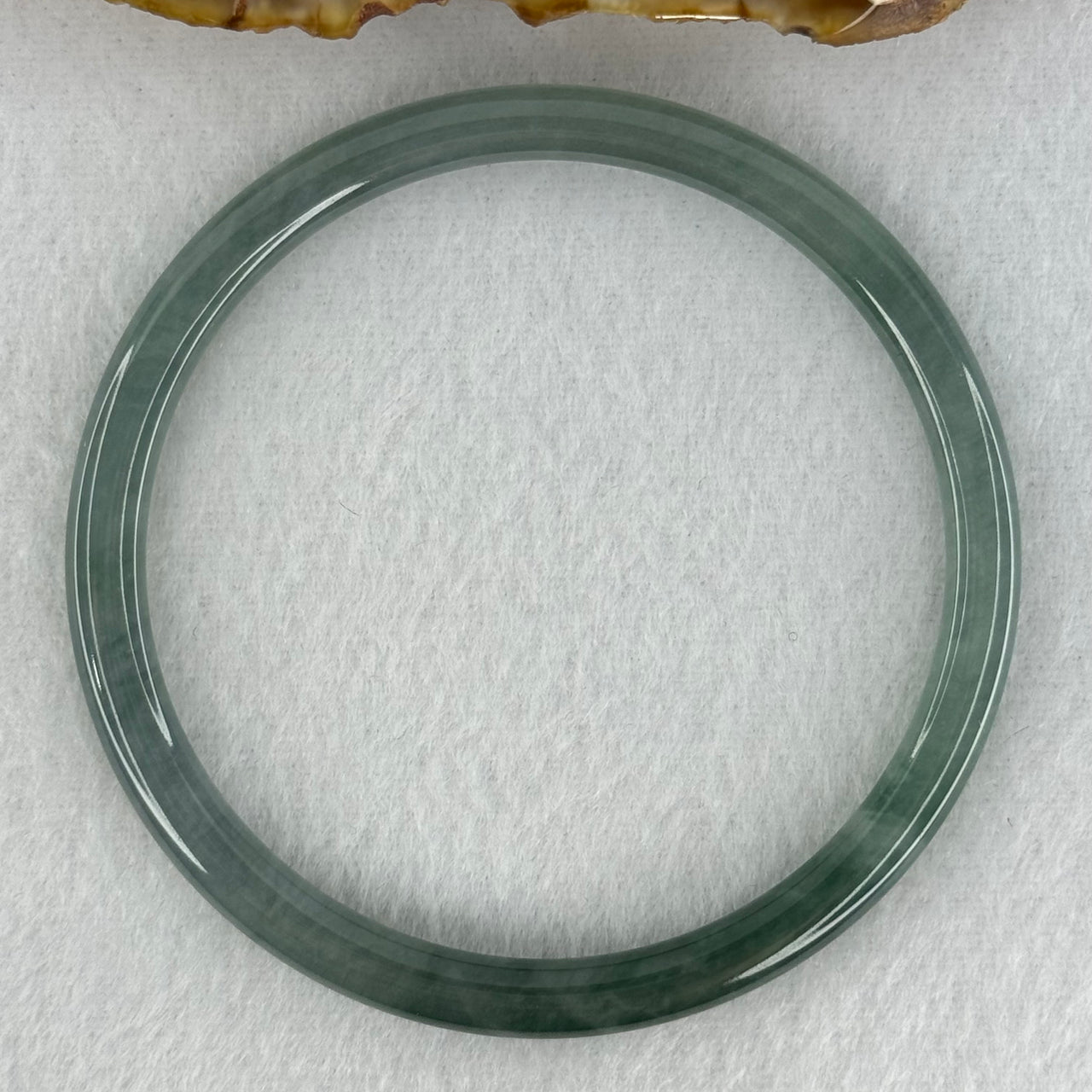 Type A Icy Blueish Green Jadeite Bangle Internal Diameter 58.6mm 15.69g 4.8mm by 6.3mm (Perfect)