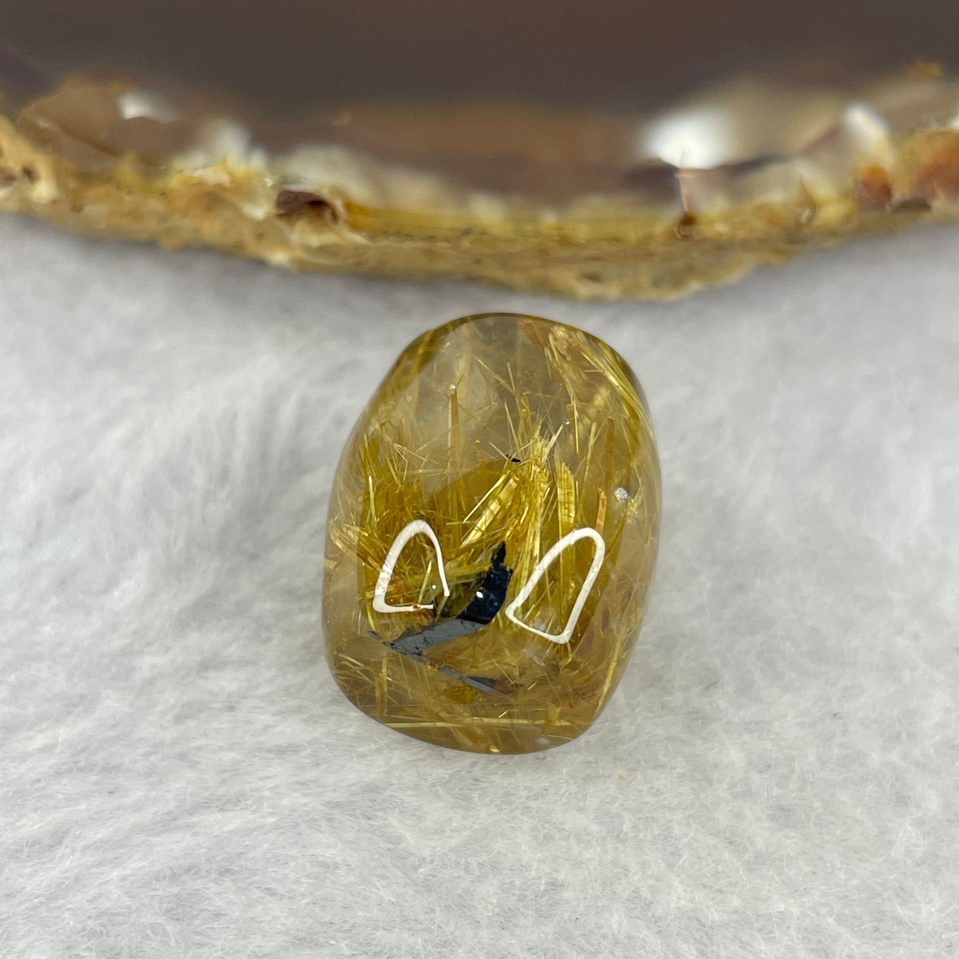 Good Grade Natural Golden Rutilated Quartz Crystal Lulu Tong Barrel 天然金顺发晶水晶露露通桶 
6.57g 16.5 by 14.7mm - Huangs Jadeite and Jewelry Pte Ltd