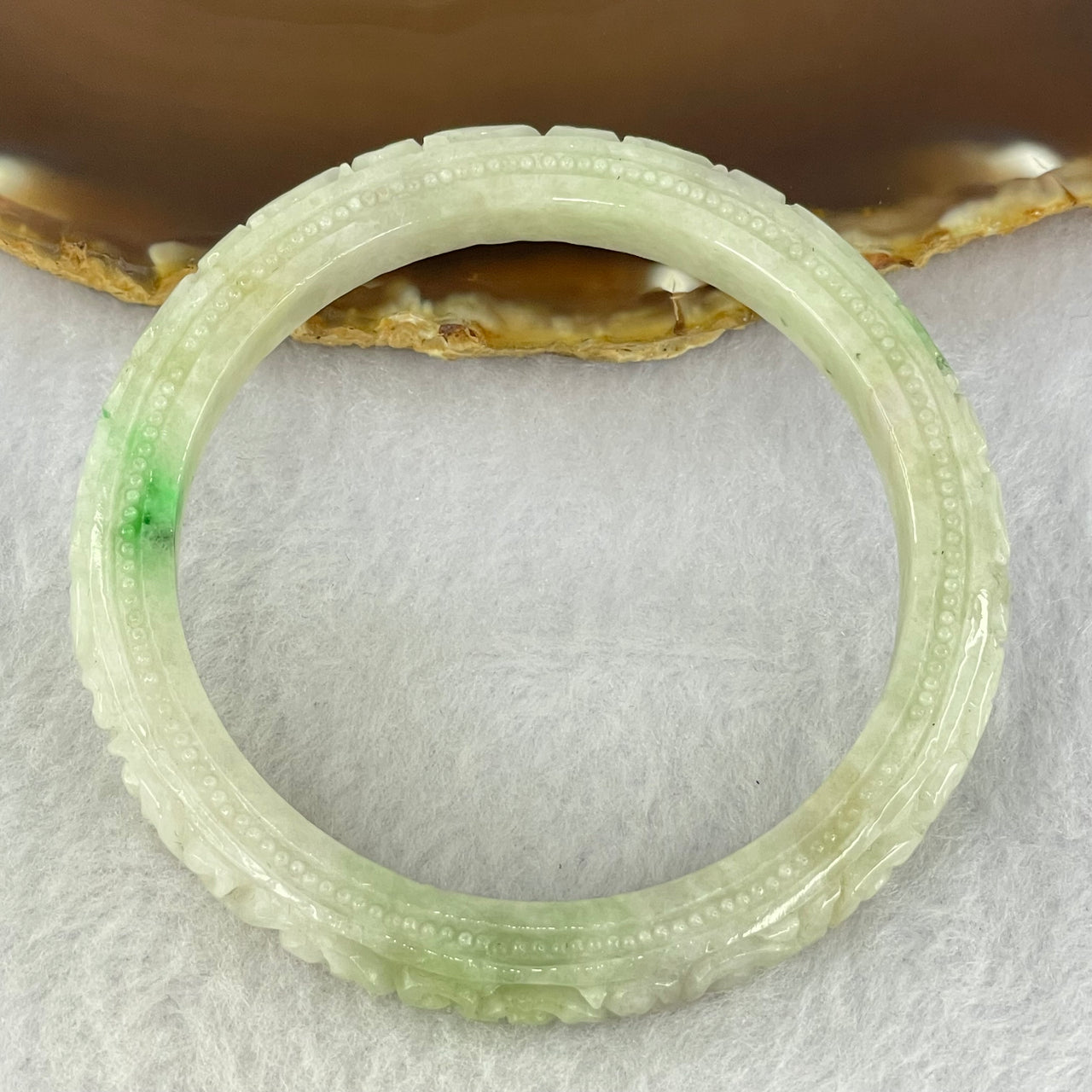 Type A Light Green and Lavender Jadeite Carved Ruyi Bangle Internal Diameter 56.8mm 36.54g 8.8 by 8.8mm (Internal Lines)