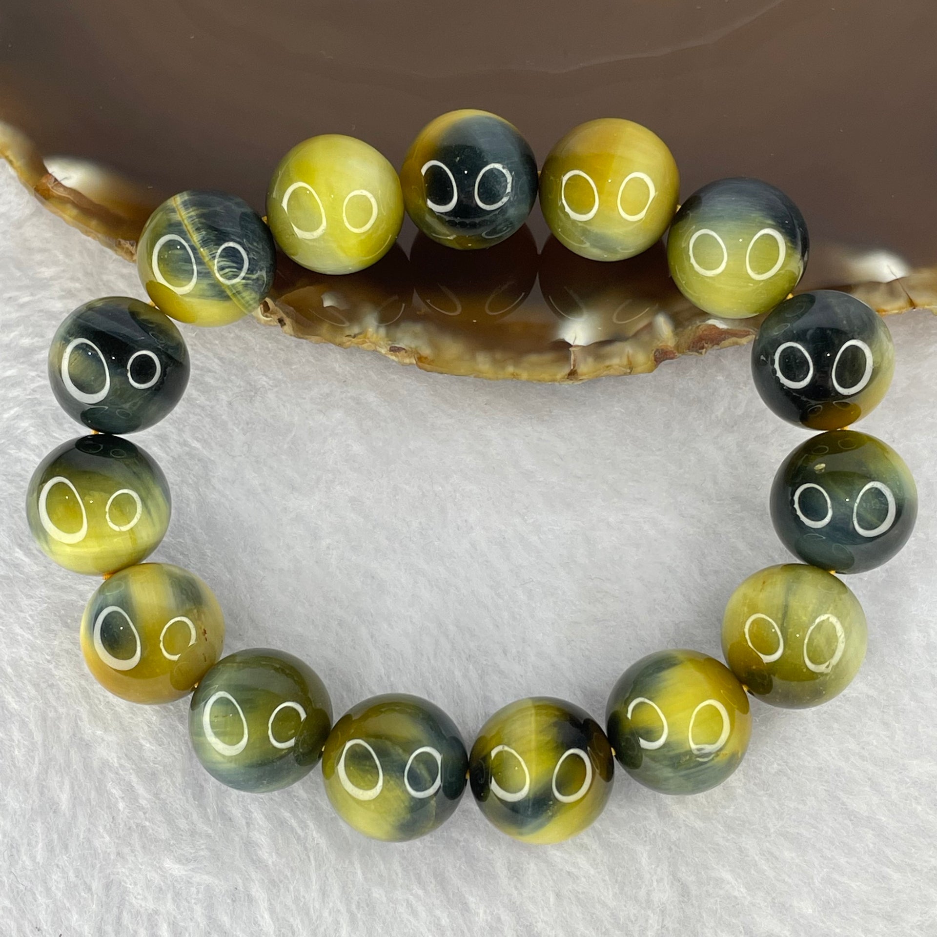 Natural Mixed Colour Tiger Eye Bracelet 彩色虎眼水晶手链 60.46g 14.5mm 15 Beads - Huangs Jadeite and Jewelry Pte Ltd