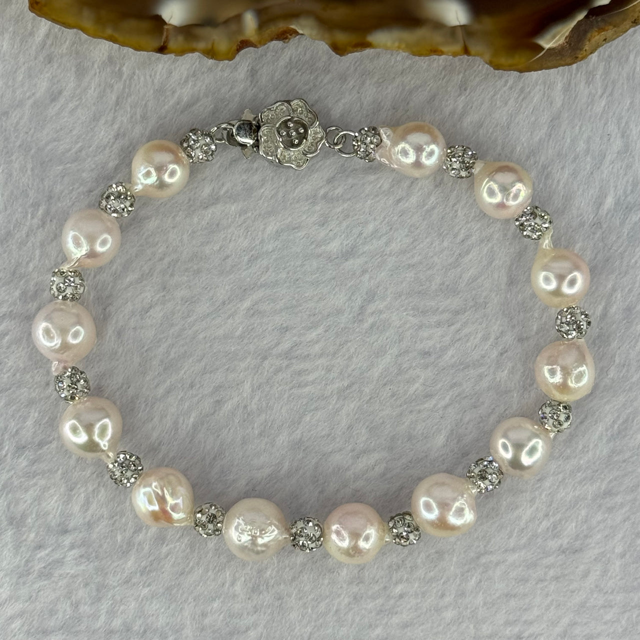 Natural Seawater Pearl Beads with Crystals in S925 Sliver Flower Bracelet 9.86g 15.5cm 7.4mm 13 Beads