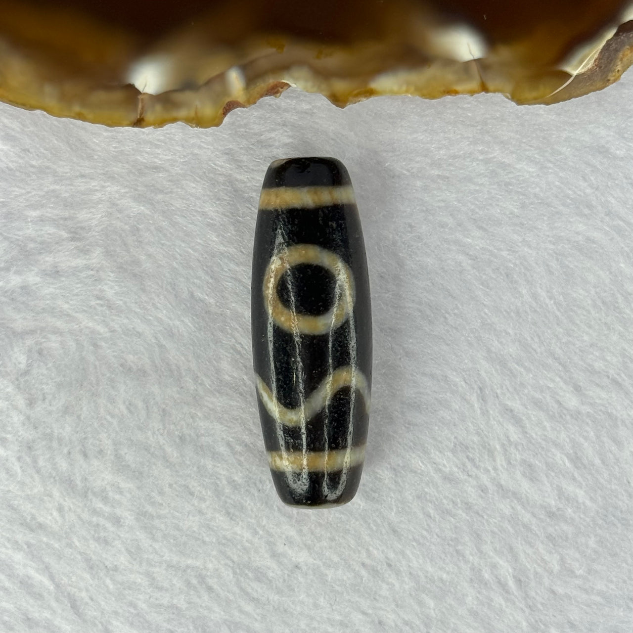 Natural Powerful Tibetan Old Oily Agate Sky Door Serenity 1 Eye Dzi Bead Heavenly Master (Tian Zhu) 一眼天诛 9.47g 37.5 by 13.0mm - Huangs Jadeite and Jewelry Pte Ltd