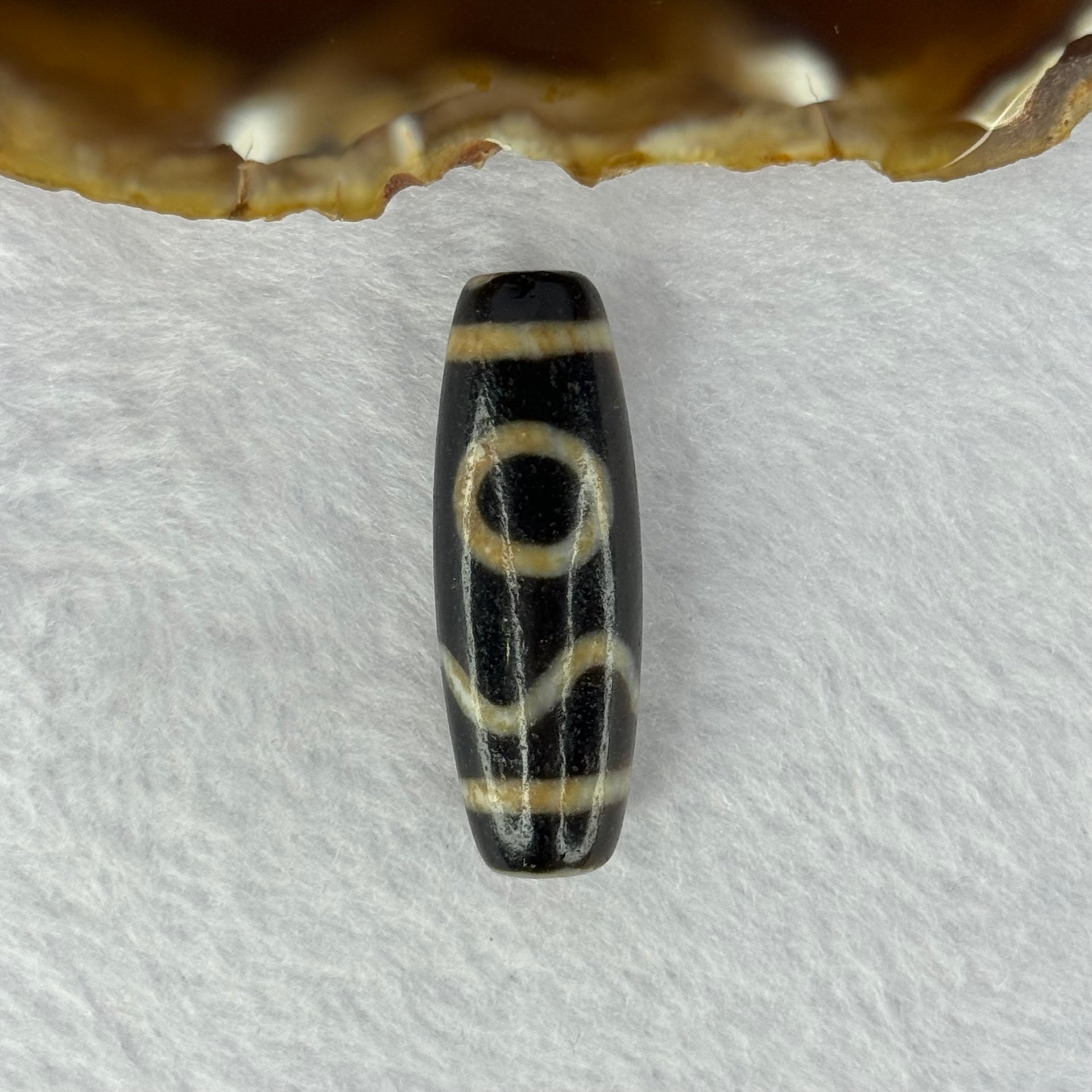 Natural Powerful Tibetan Old Oily Agate Sky Door Serenity 1 Eye Dzi Bead Heavenly Master (Tian Zhu) 一眼天诛 9.47g 37.5 by 13.0mm - Huangs Jadeite and Jewelry Pte Ltd