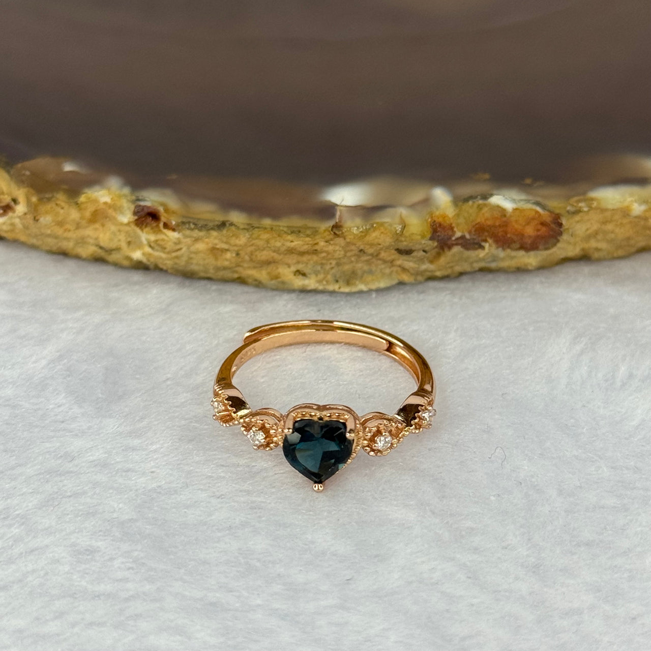 Natural Blue Sapphire in 925 Sliver Rose Gold Color Ring (Adjustable Size) 1.71g 6.2 by 5.1 by 3.8mm - Huangs Jadeite and Jewelry Pte Ltd