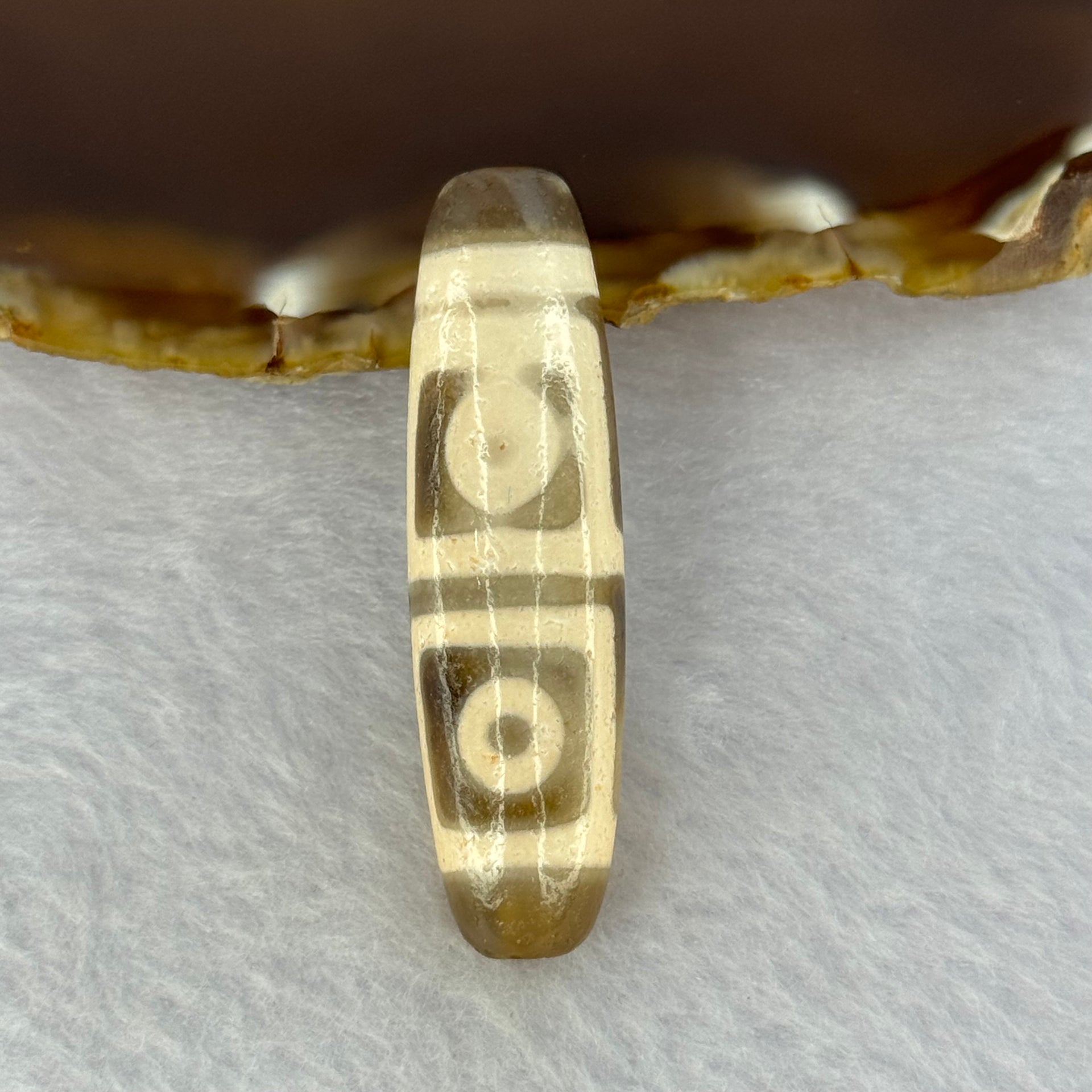 Natural Powerful Tibetan Old Oily Agate 4 Eyes Dzi Bead Heavenly Master (Tian Zhu) 四眼天诛 11.66g 44.0 by 9.7mm - Huangs Jadeite and Jewelry Pte Ltd