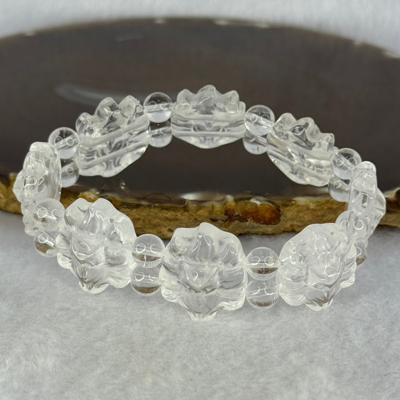 Natural Clear Quartz 9 Tail Fox Bracelet 39.76g 16cm 20.3 by 18.0 by 10.2mm 8pcs