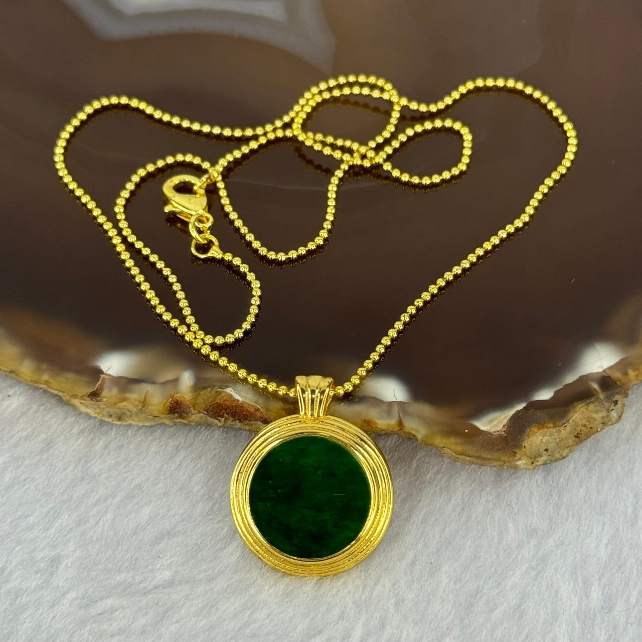 Type A Old Mine Spicy Green Jadeite Round Wu Shi Pai 13.7 by 1.5mm in S925 Silver Gold Color Necklace 4.12g