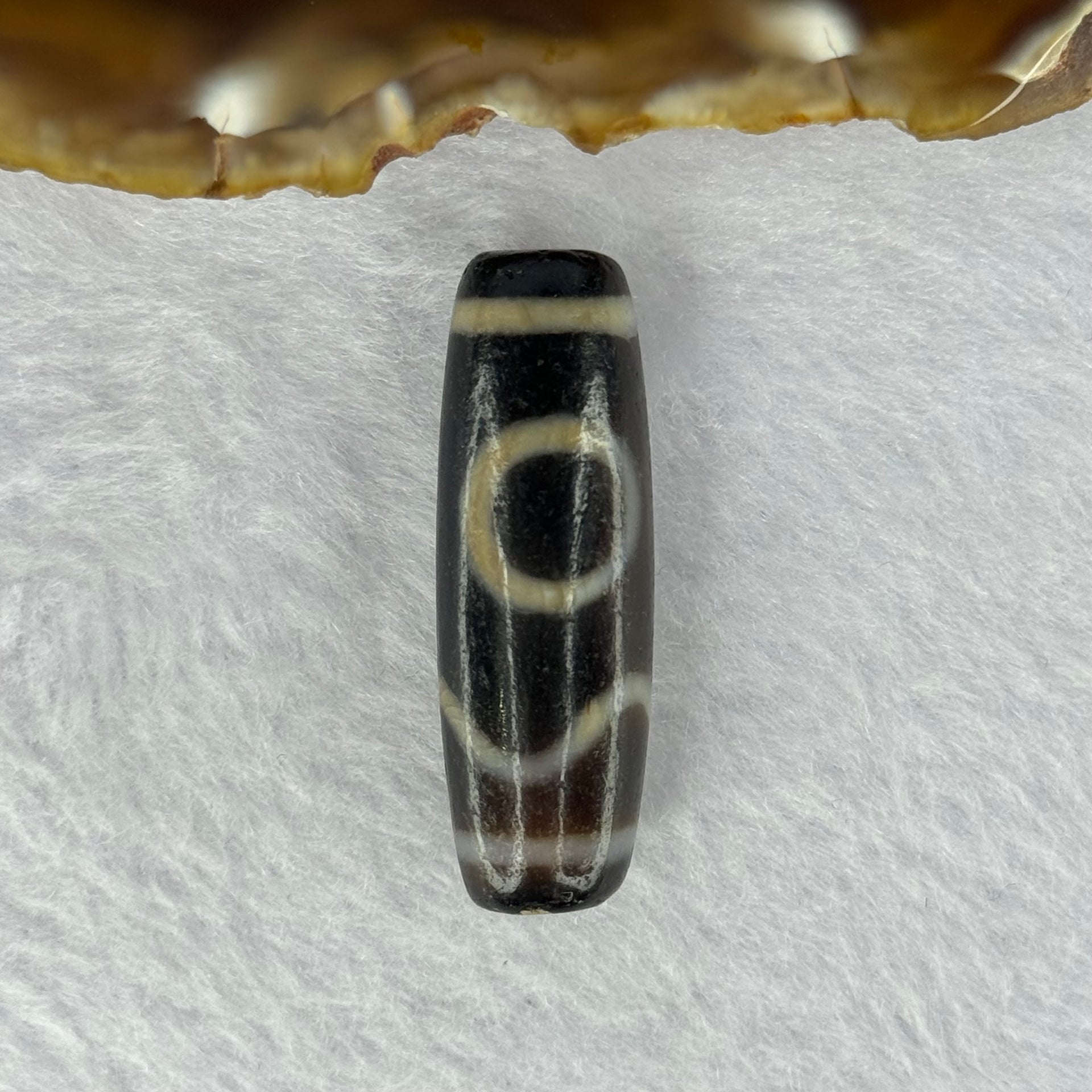 Natural Powerful Tibetan Old Oily Agate Sky Door Serenity 1 Eye Dzi Bead Heavenly Master (Tian Zhu) 一眼天诛 9.75g 38.0 by 12.6mm - Huangs Jadeite and Jewelry Pte Ltd