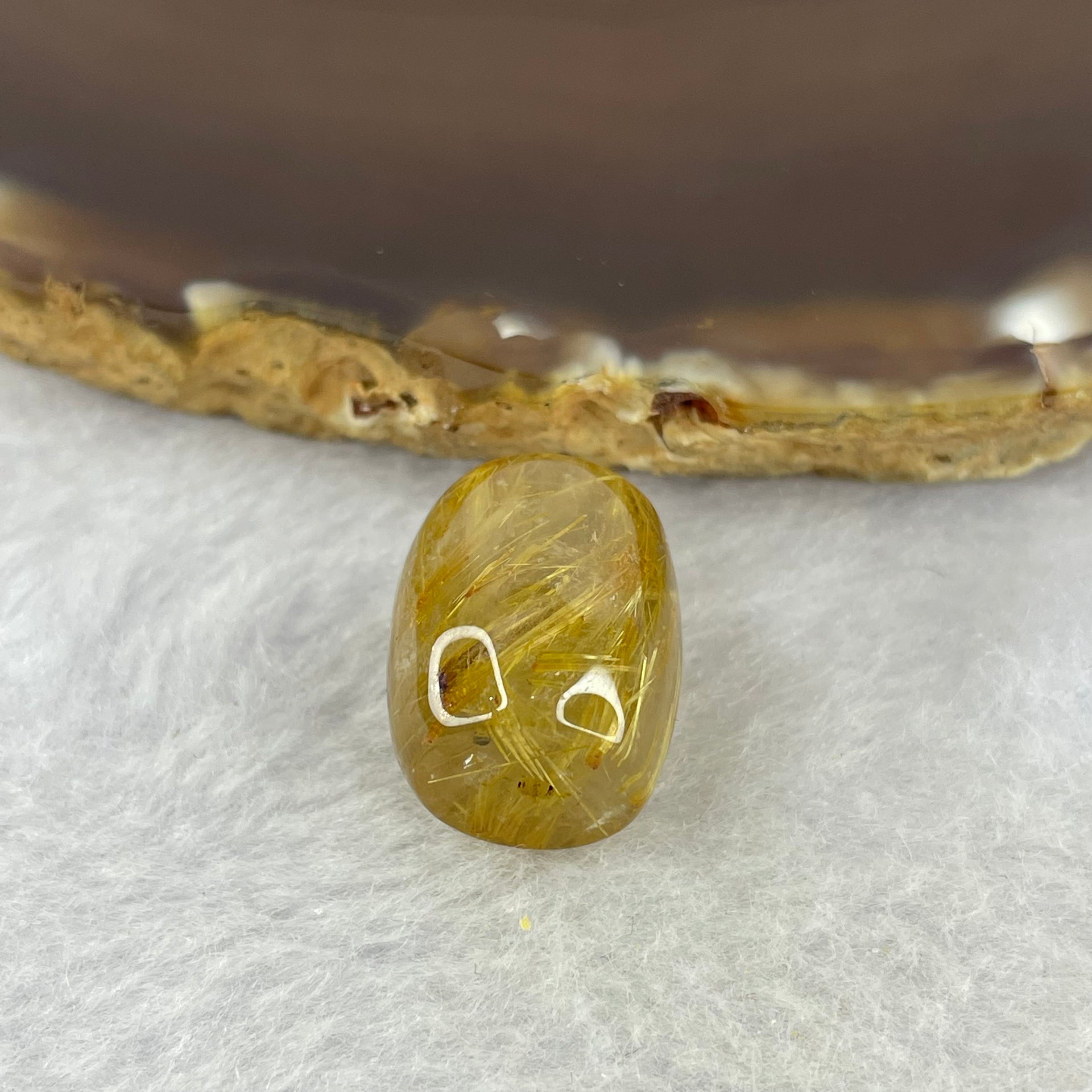 Good Grade Natural Golden Rutilated Quartz Crystal Lulu Tong Barrel 天然金顺发晶水晶露露通桶 
5.82g 16.5 by 13.9mm - Huangs Jadeite and Jewelry Pte Ltd