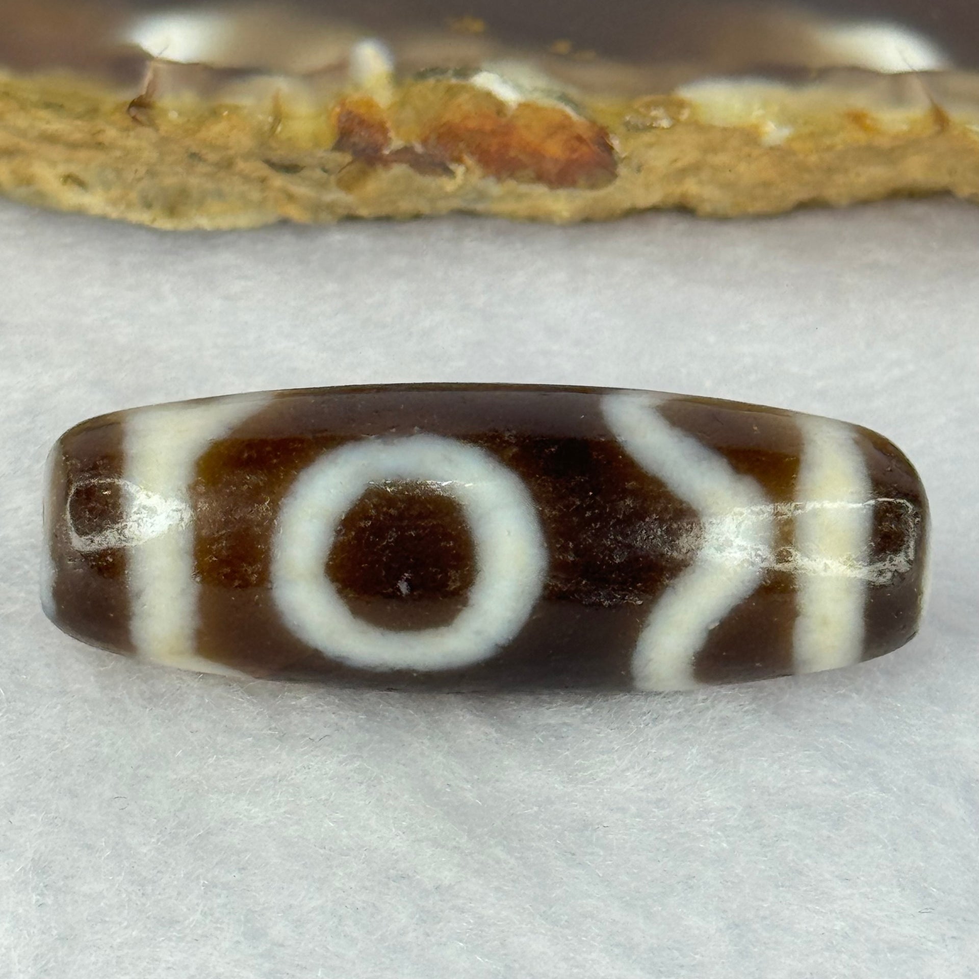 Natural Powerful Tibetan Old Oily Agate Sky Door Serenity 1 Eye Dzi Bead Heavenly Master (Tian Zhu) 一眼天诛 10.27g 37.6 by 13.2mm - Huangs Jadeite and Jewelry Pte Ltd