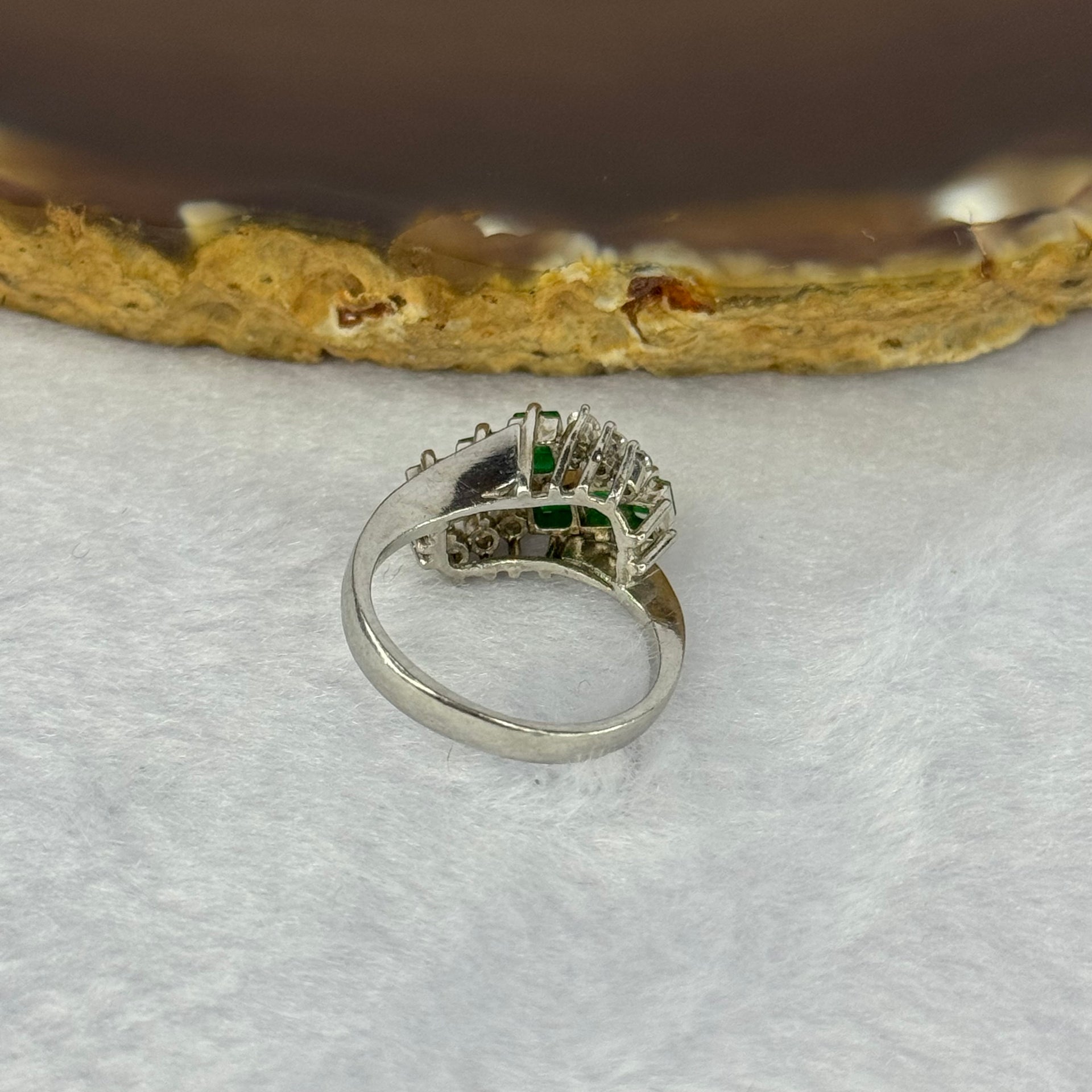 Natural Emeralds Total 0.48ct each about 2.0 by 2.0 by 2.0mm and Natural Diamonds Total 0.11ct each about 1.5mm in Platinum PT900 Ring 4.87g US4 HK8.5 - Huangs Jadeite and Jewelry Pte Ltd