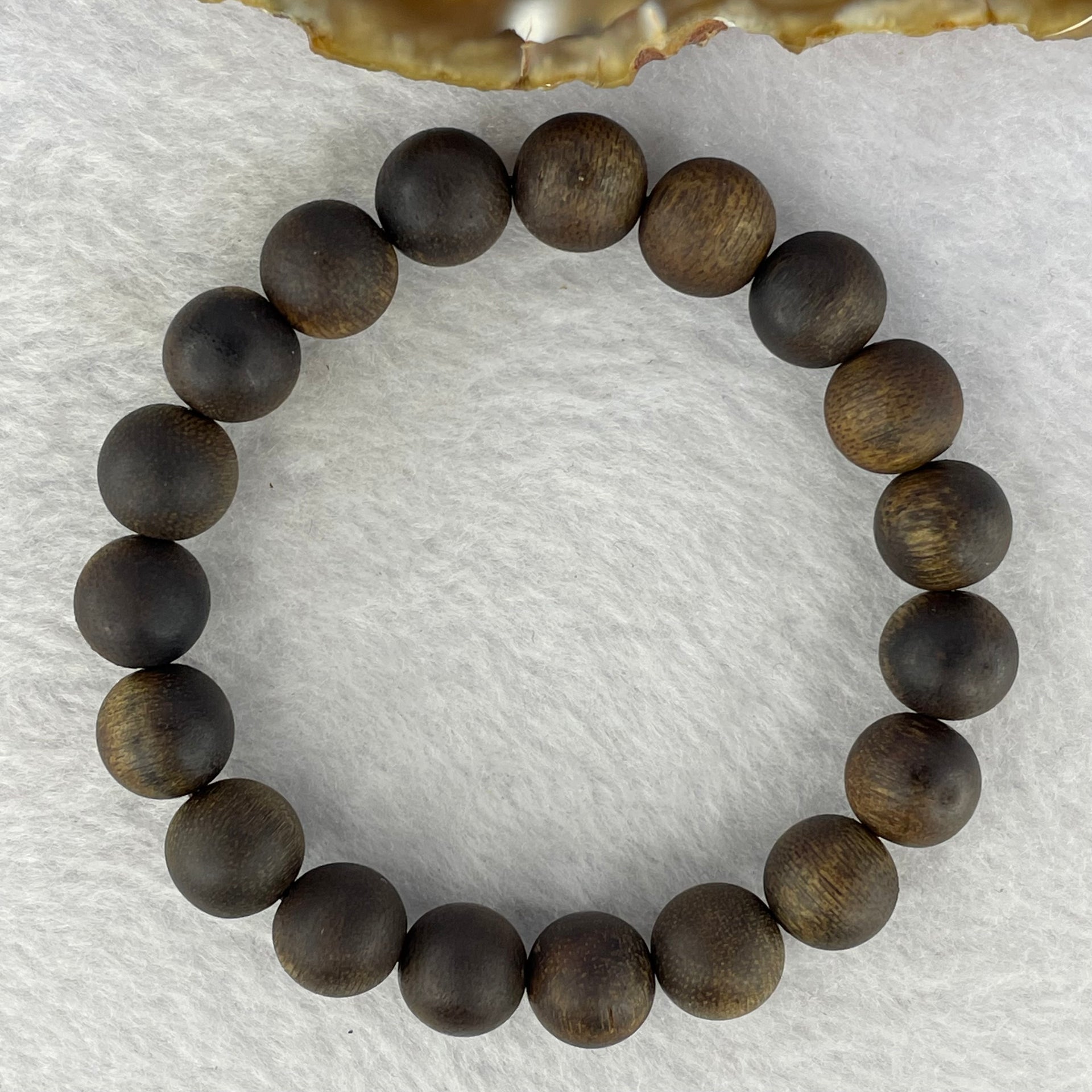 Natural Hainan Wild Old Agarwood Bracelet (Floating) 天然海南野生老树沉香手链 9.78g 17.5cm 11.1mm 19 Beads - Huangs Jadeite and Jewelry Pte Ltd