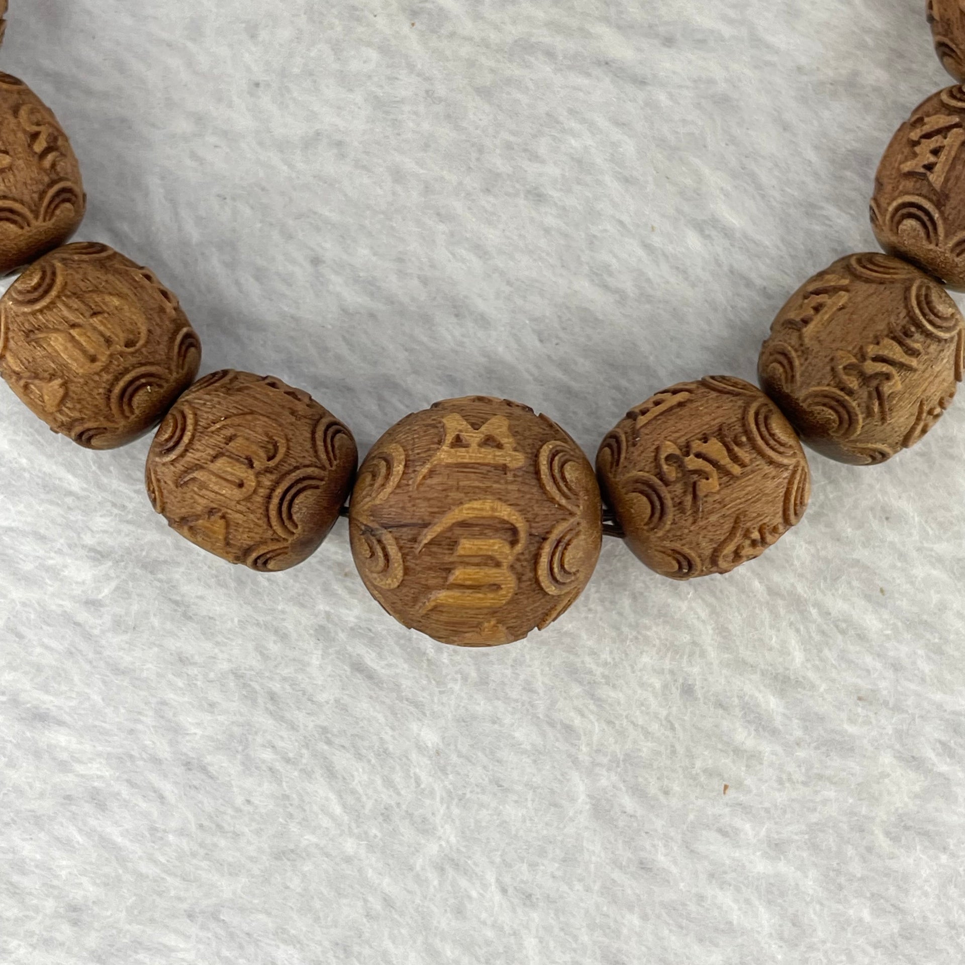 Natural Wild Australian Sandalwood 檀香 Om Mani Padme Hum Beads Bracelet 16.03g 11.5mm 15 Beads / 15.0mm 1 Beads - Huangs Jadeite and Jewelry Pte Ltd