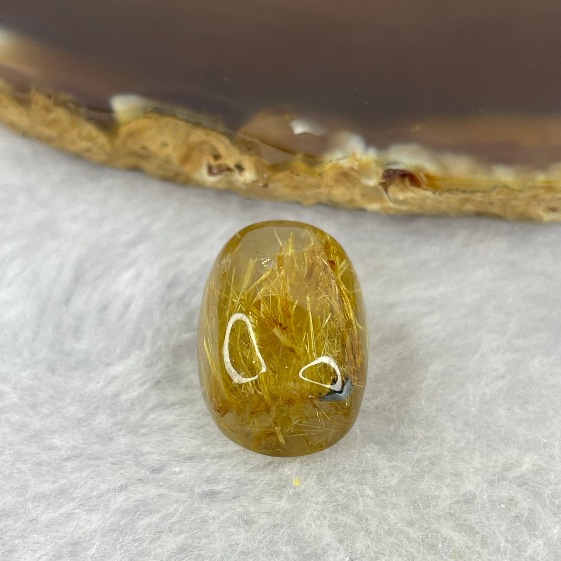 Good Grade Natural Golden Rutilated Quartz Crystal Lulu Tong Barrel 天然金顺发晶水晶露露通桶 
5.82g 16.5 by 13.9mm - Huangs Jadeite and Jewelry Pte Ltd