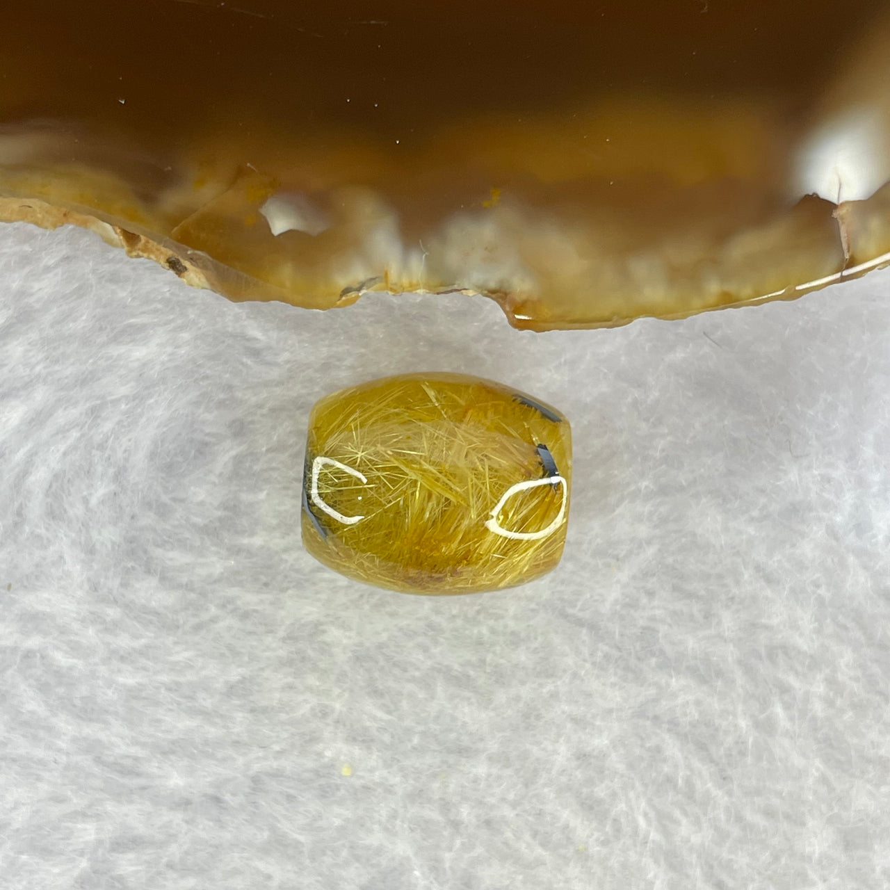 Good Grade Natural Golden Rutilated Quartz Crystal Lulu Tong Barrel 天然金顺发晶水晶露露通桶 
2.94g 13.1 by 11.6g - Huangs Jadeite and Jewelry Pte Ltd