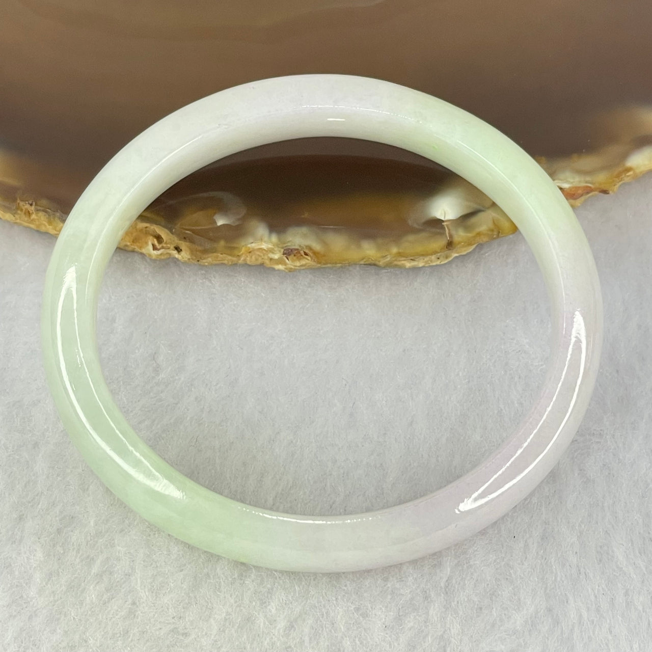 Type A Green and Lavender Oval Jadeite Bangle Internal Diameter 52.1mm 29.82g 10.9 by 6.5mm (Close to Perfect)