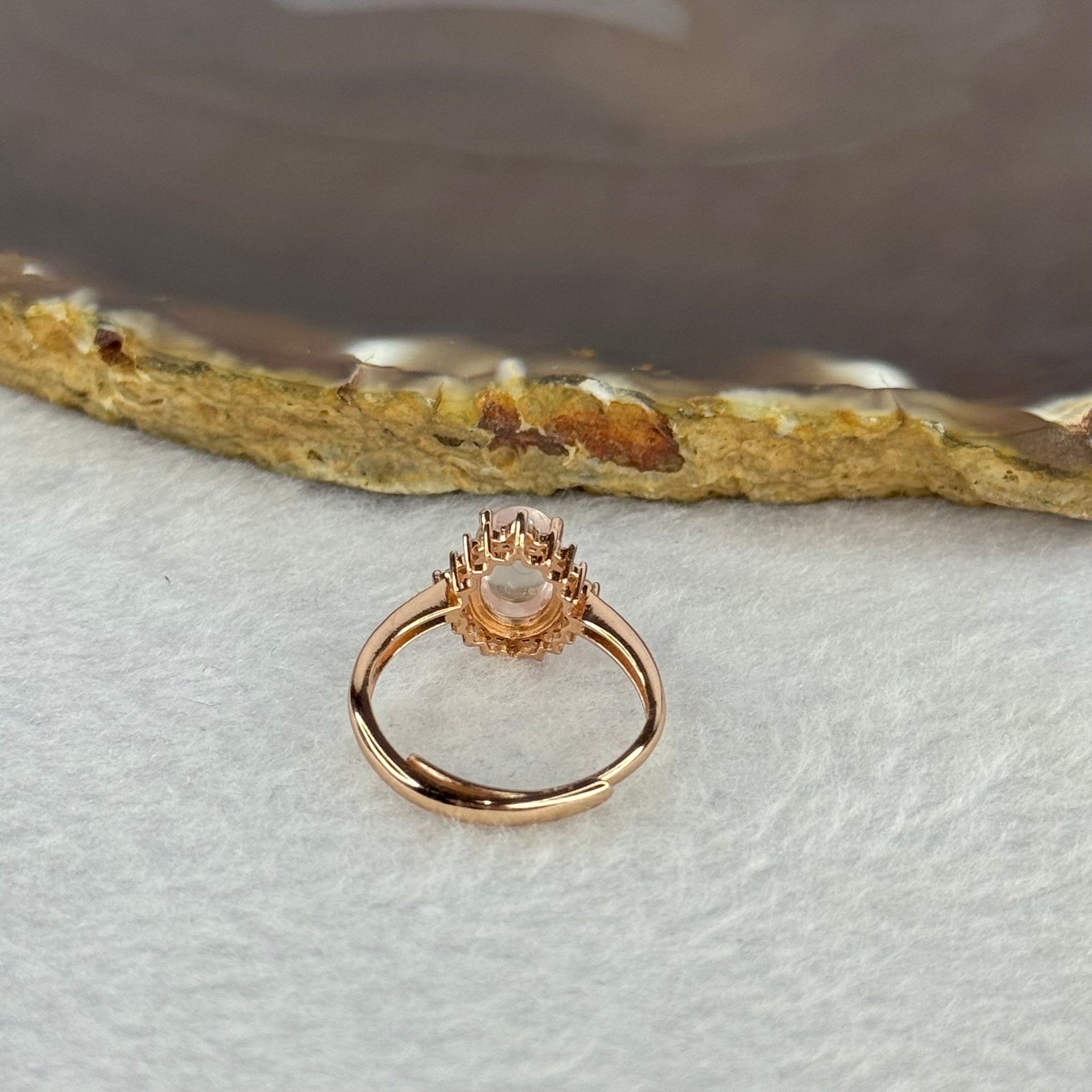 Natural Rose Quartz in 925 Sliver Rose Gold Colour Ring (Adjustable Size) 1.95g 8.2 by 5.9 by 5.0mm - Huangs Jadeite and Jewelry Pte Ltd