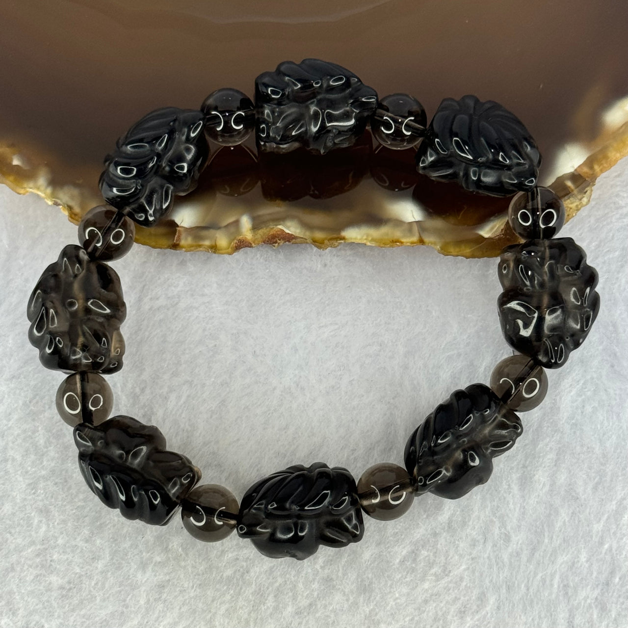 Obsidian 9 Tail Fox 18.2 by 18.0 by 13.3mm 8pcs and 8 Beads 8.3mm Bracelet 40.86g 17cm